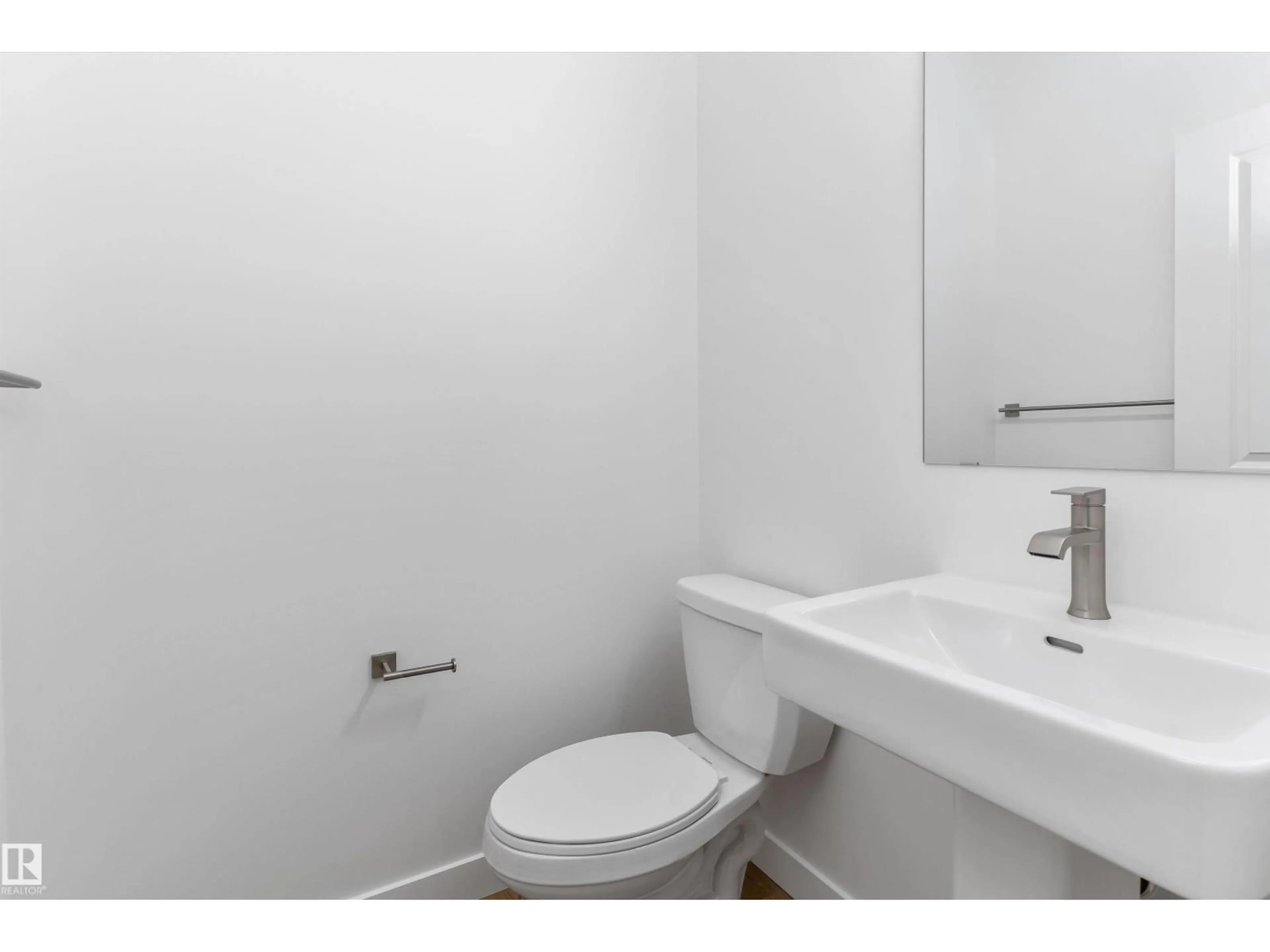 Standard bathroom, unknown for 740 ASTORIA WY, Devon Alberta T9G0M7