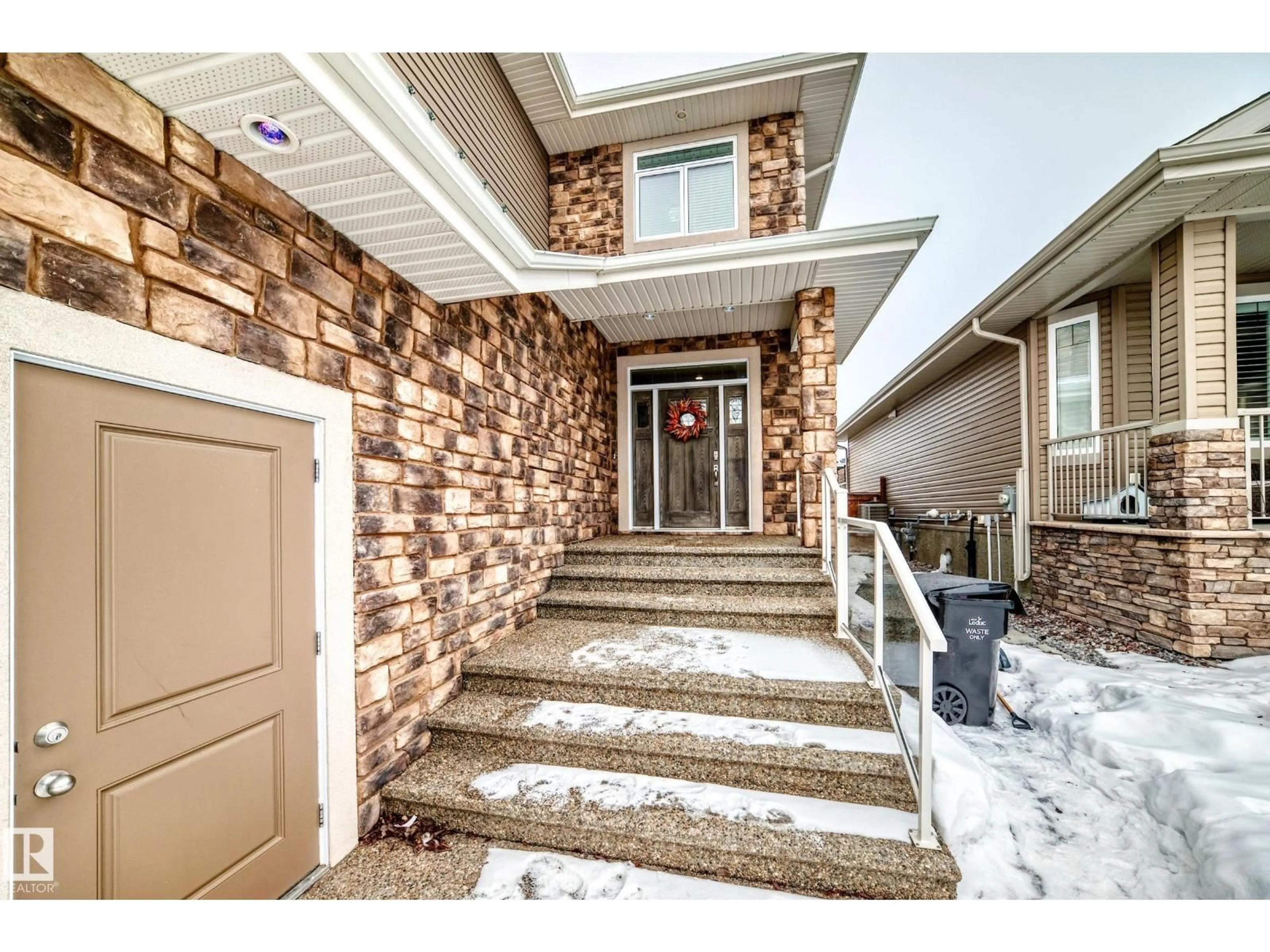 Unknown for 6 WADE AV, Leduc Alberta T9E0N8