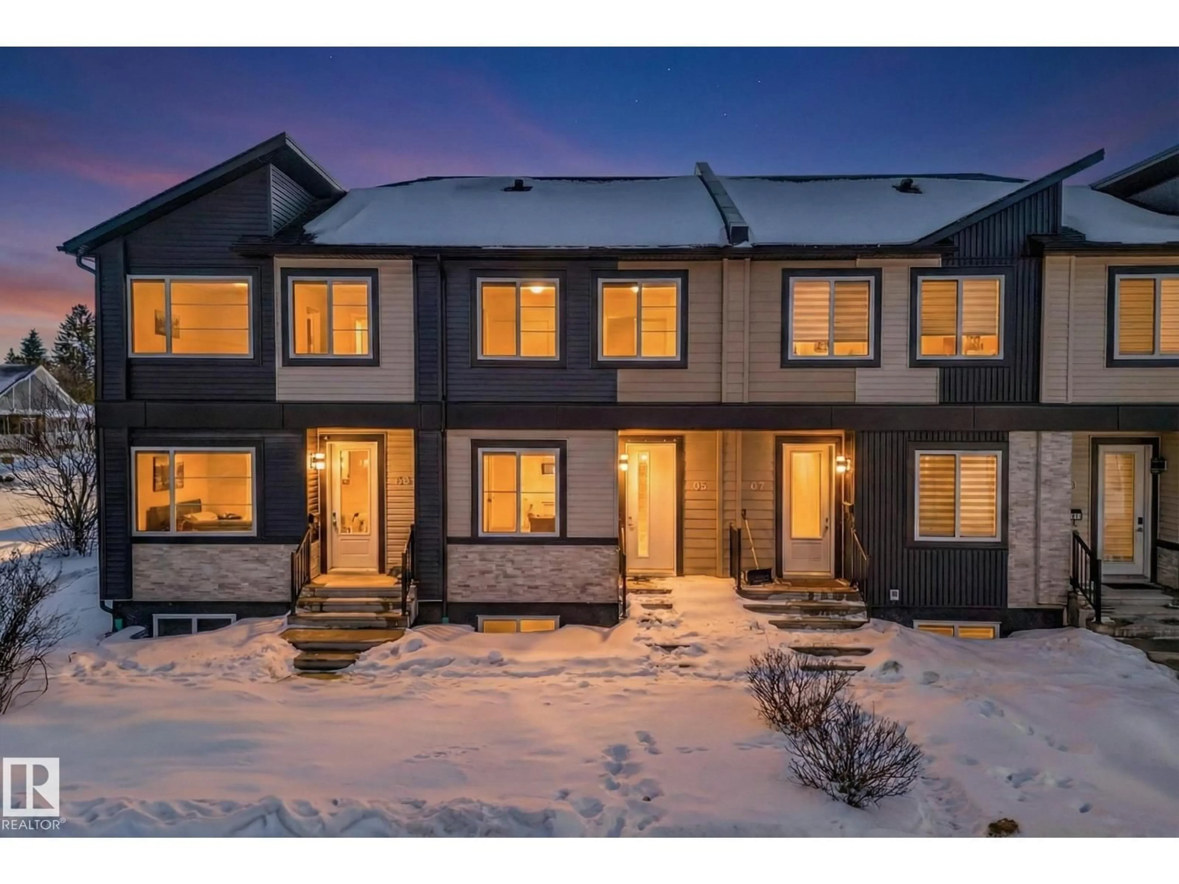 Unknown for #5 - 15805 97 AVE, Edmonton Alberta T5P2P6