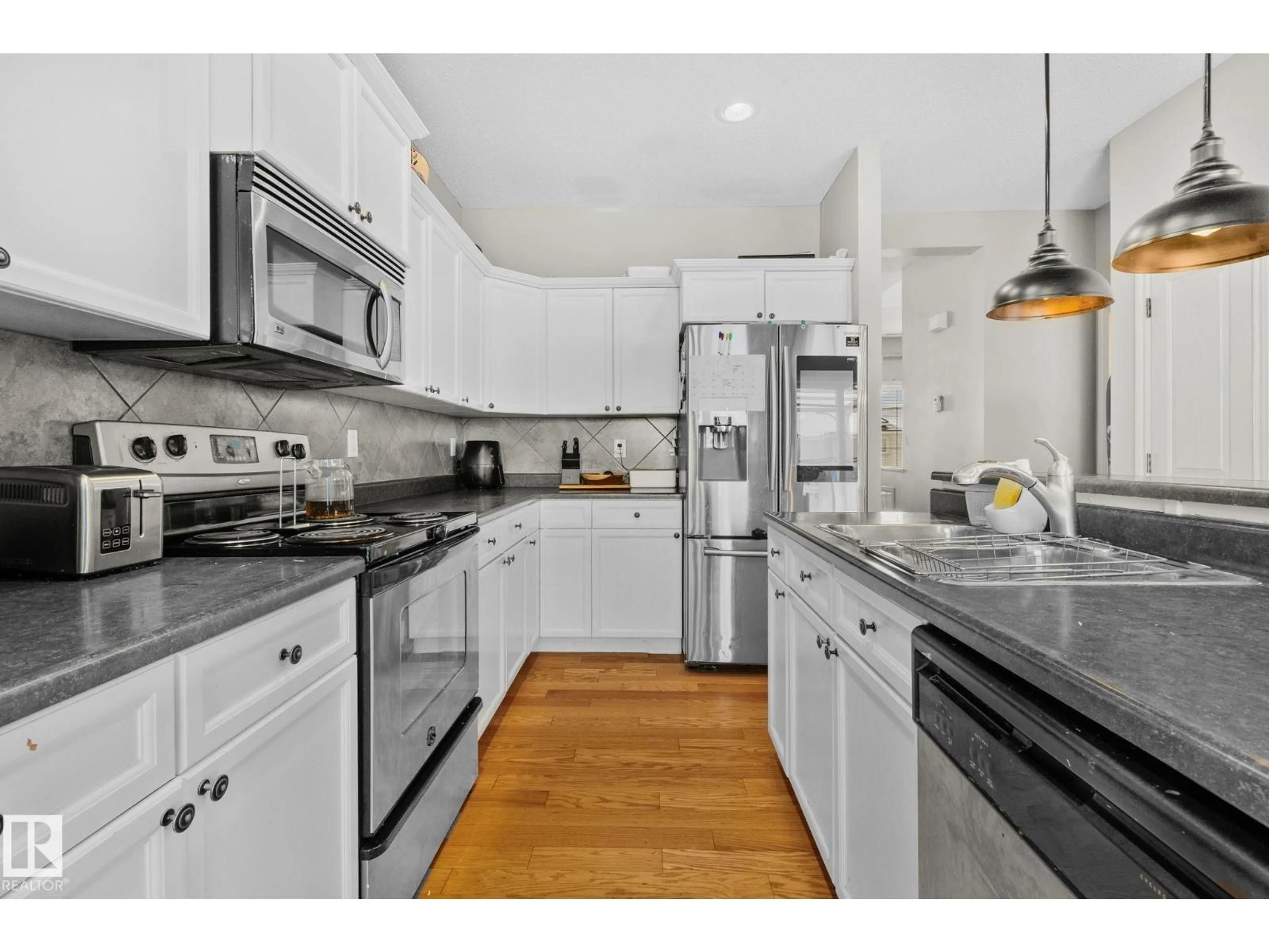 Unknown for #46 - 13825 155 AV, Edmonton Alberta T6V0B8