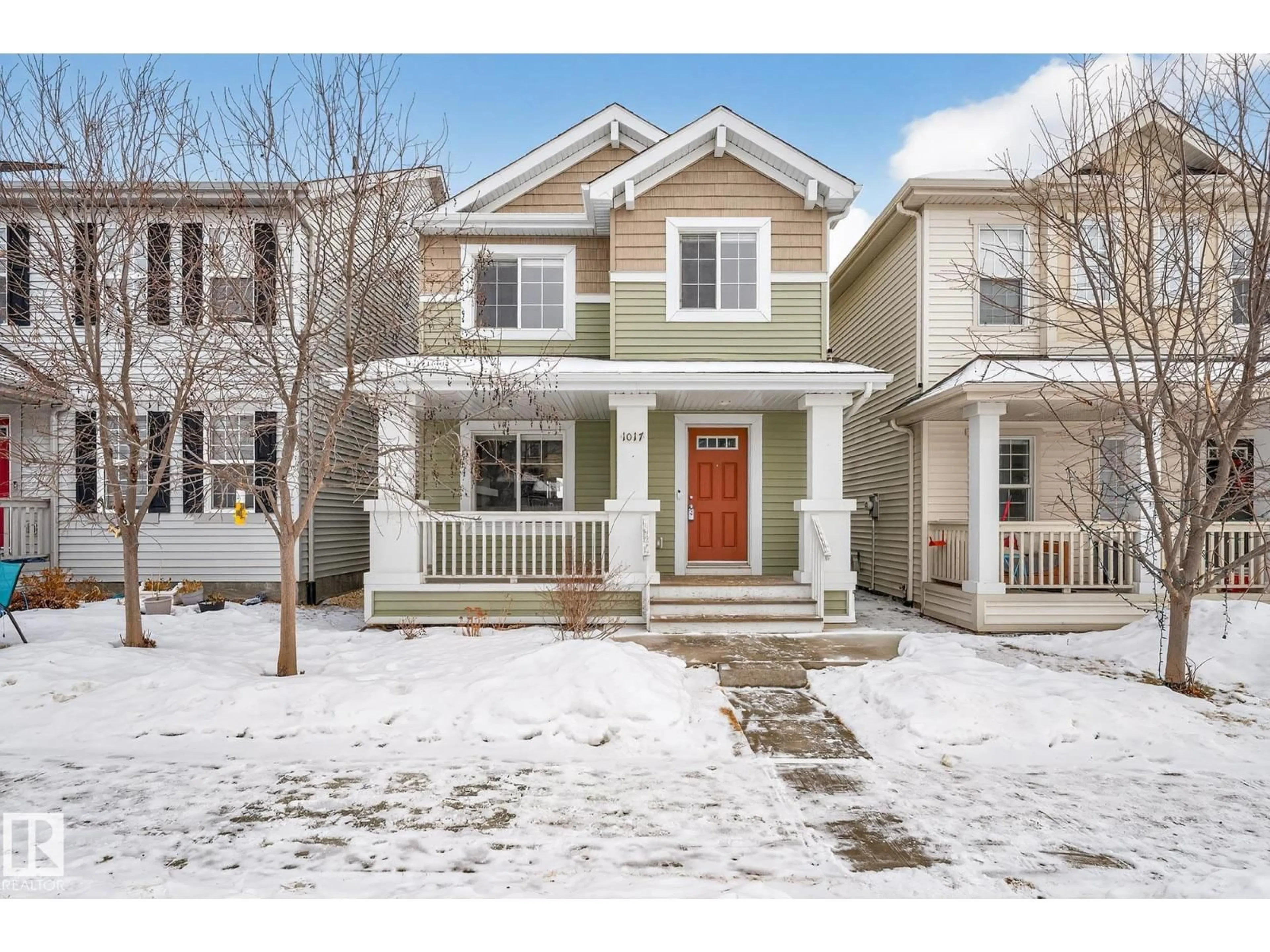 Home with vinyl exterior material, street for 1017 EAST BEND BN, Edmonton Alberta T6M0V4