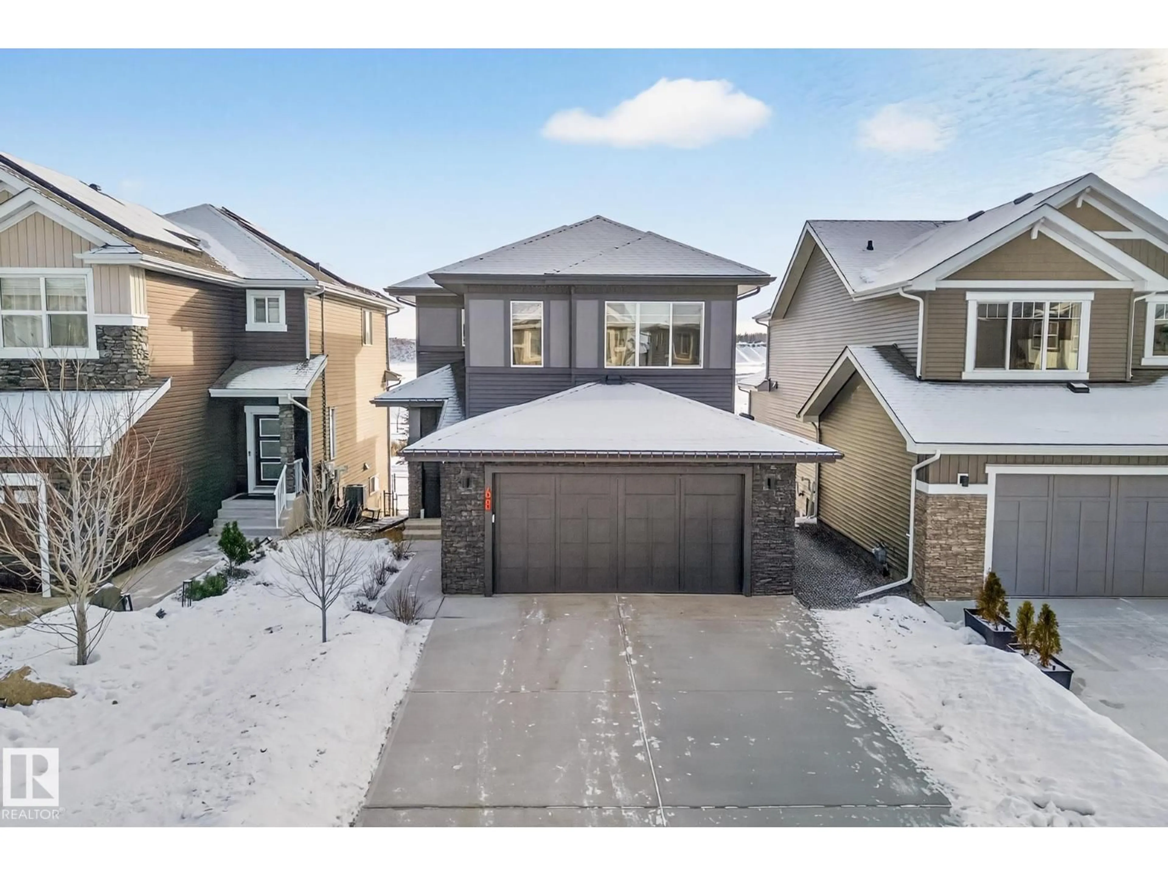 A pic from outside/outdoor area/front of a property/back of a property/a pic from drone, street for 68 PROSPECT PL, Spruce Grove Alberta T7X0E2