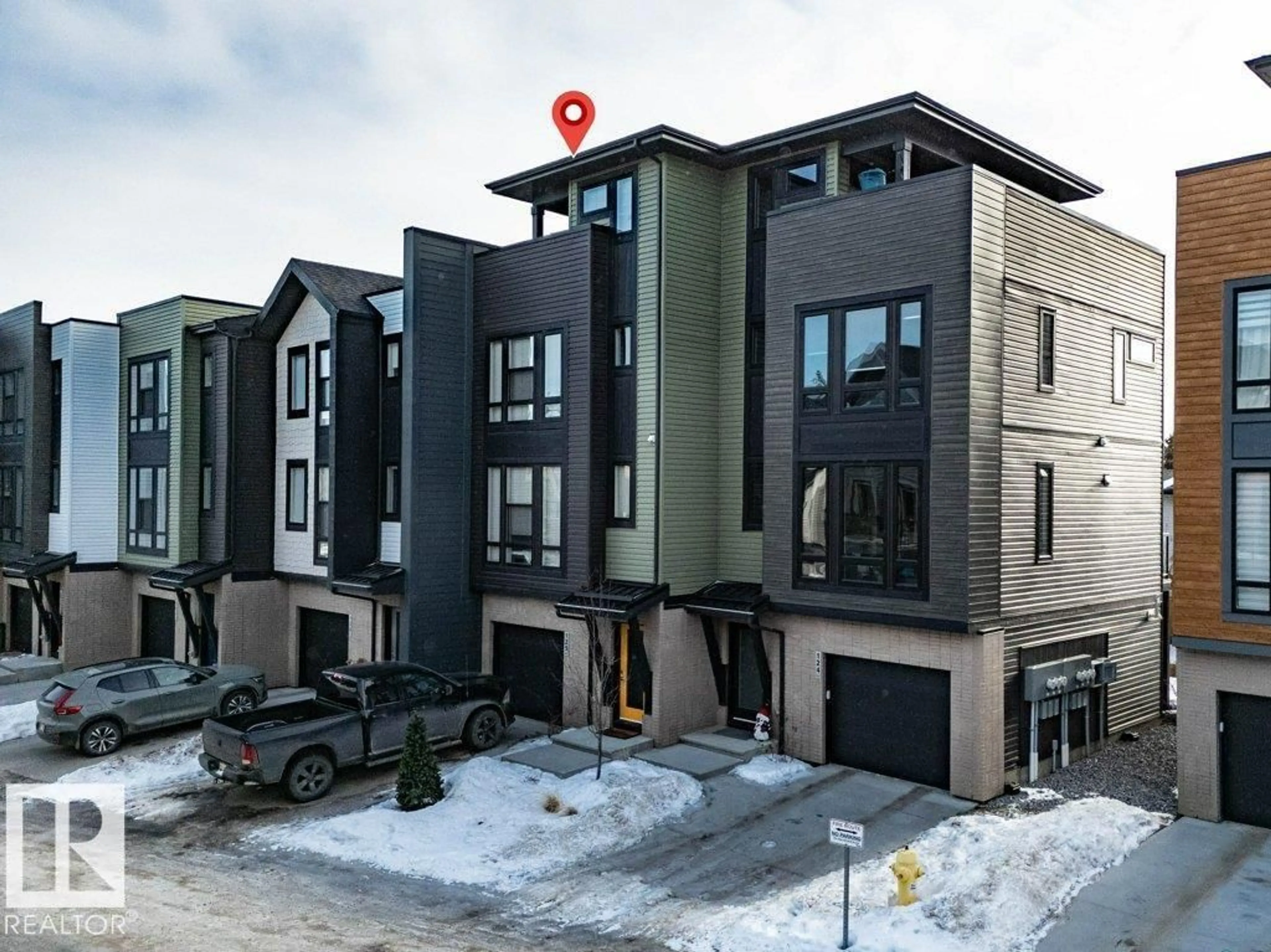 A pic from outside/outdoor area/front of a property/back of a property/a pic from drone, street for #125 - 1304 RUTHERFORD RD, Edmonton Alberta T6W0B4