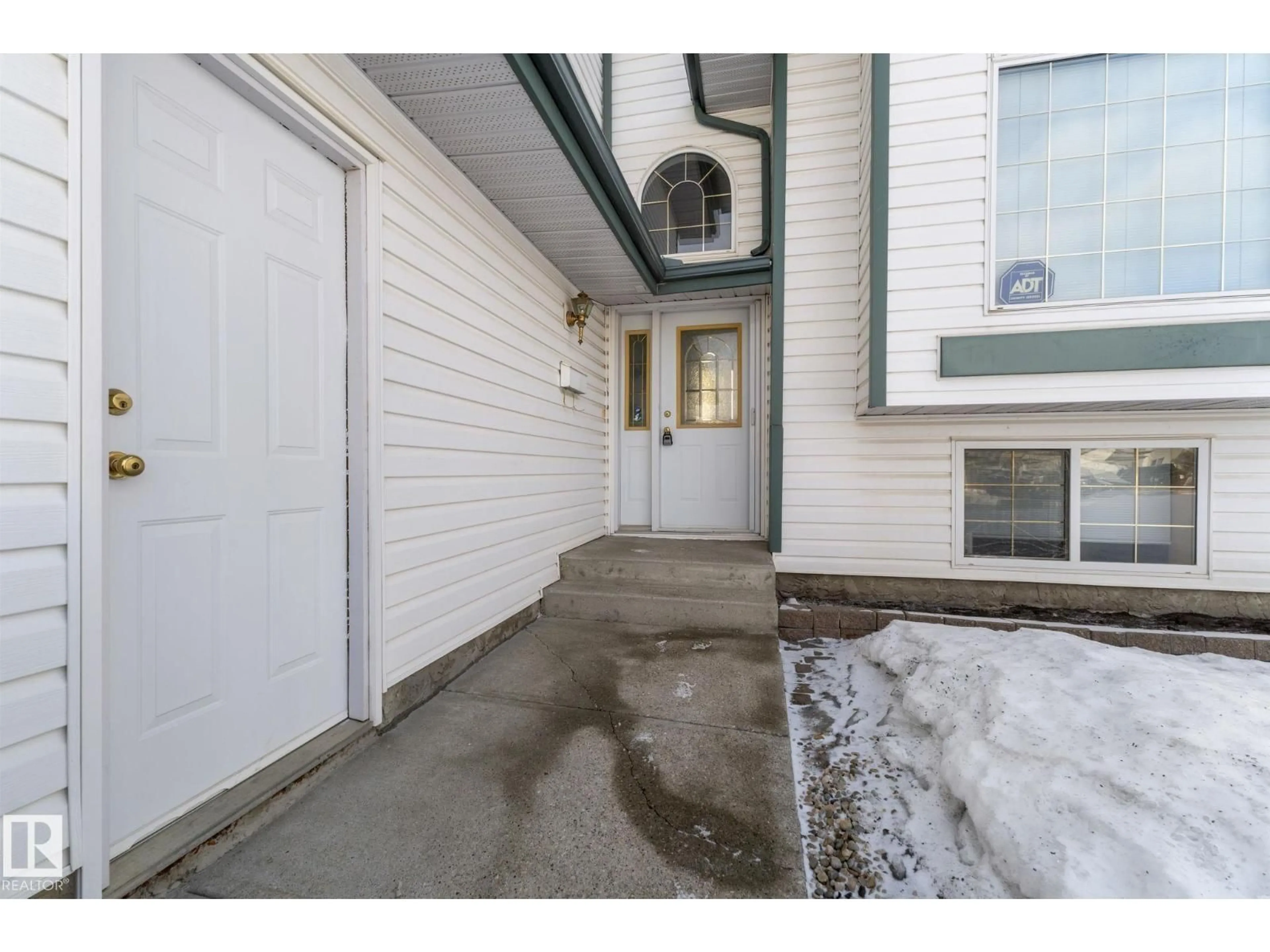 Unknown for 6807 163 AV NW, Edmonton Alberta T5Z3C6