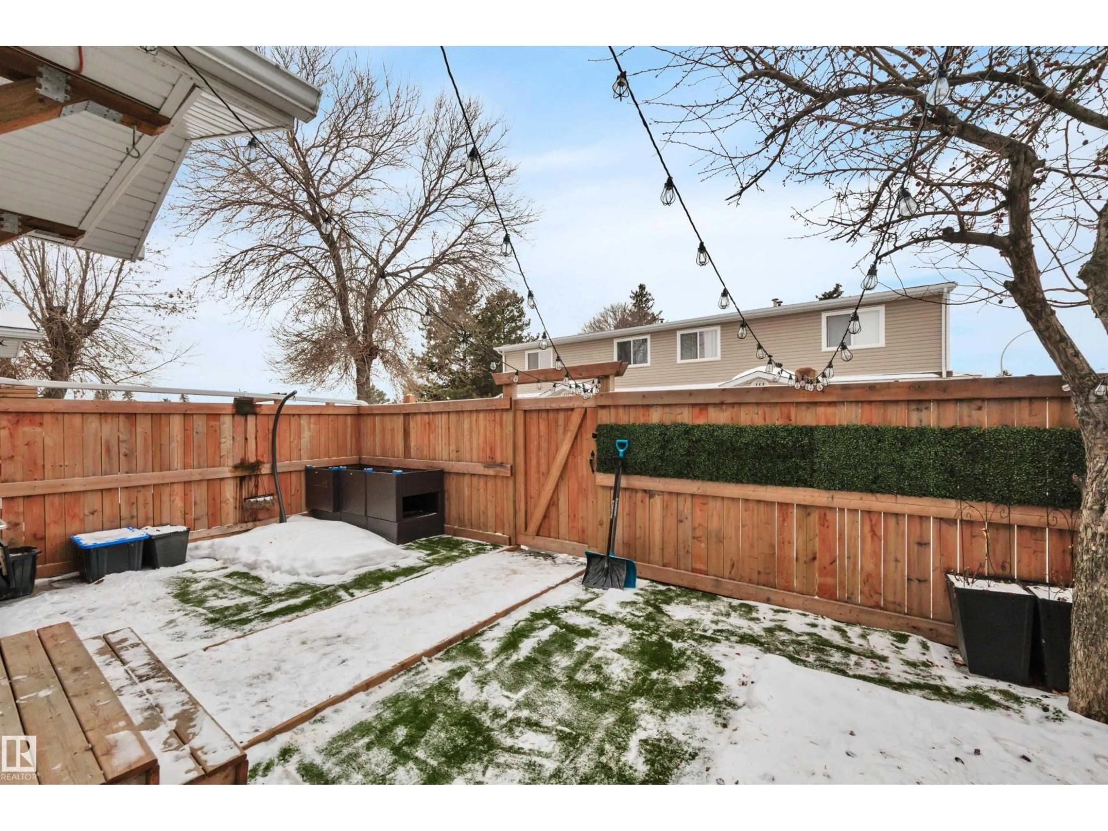 Patio, street for 110 TELFORD CO, Leduc Alberta T9E5M3