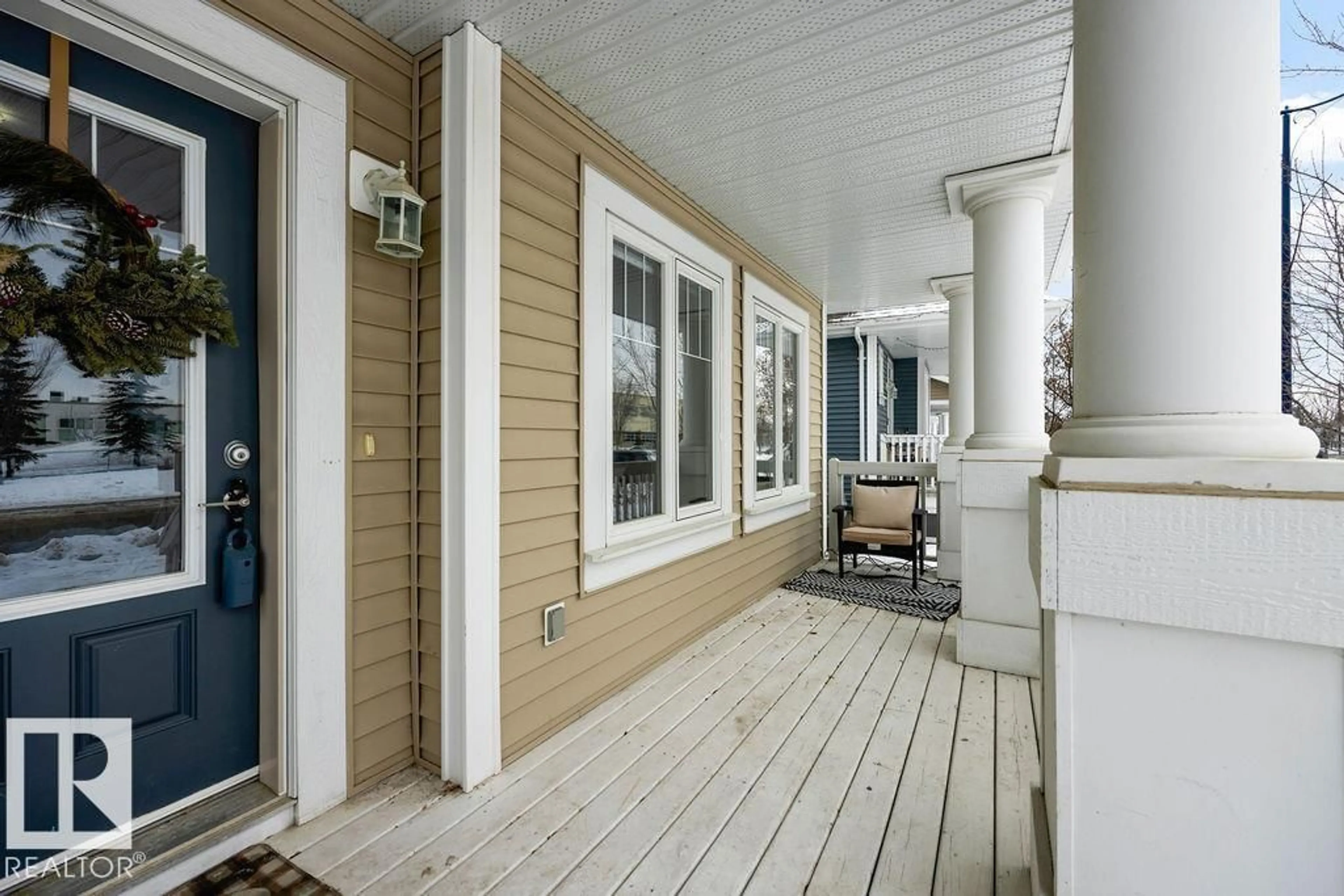 Patio, street for SW - 7931 22 AV, Edmonton Alberta T6X0Z1