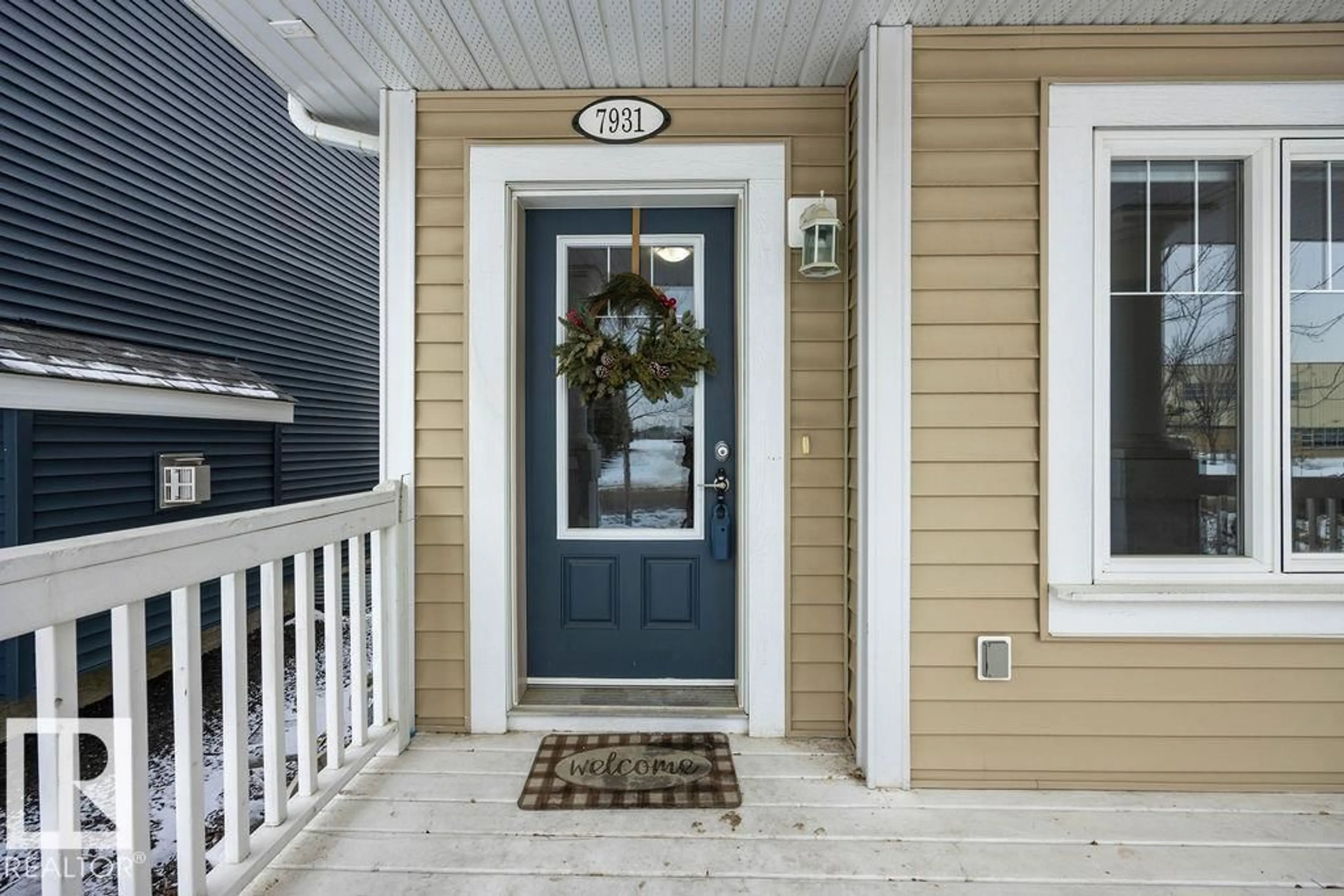 Indoor entryway for SW - 7931 22 AV, Edmonton Alberta T6X0Z1