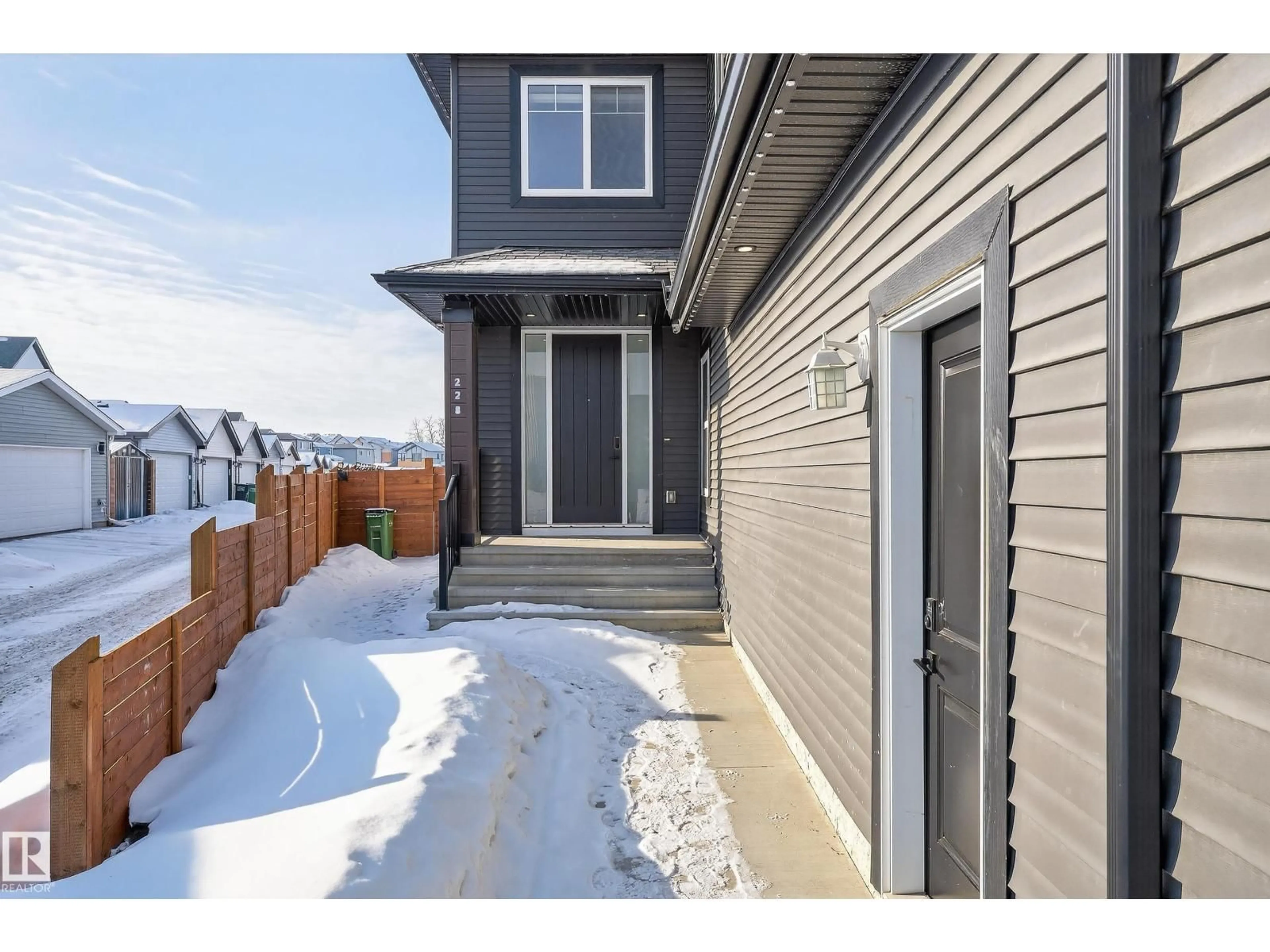 Unknown for 228 36 ST, Edmonton Alberta T6X2W5