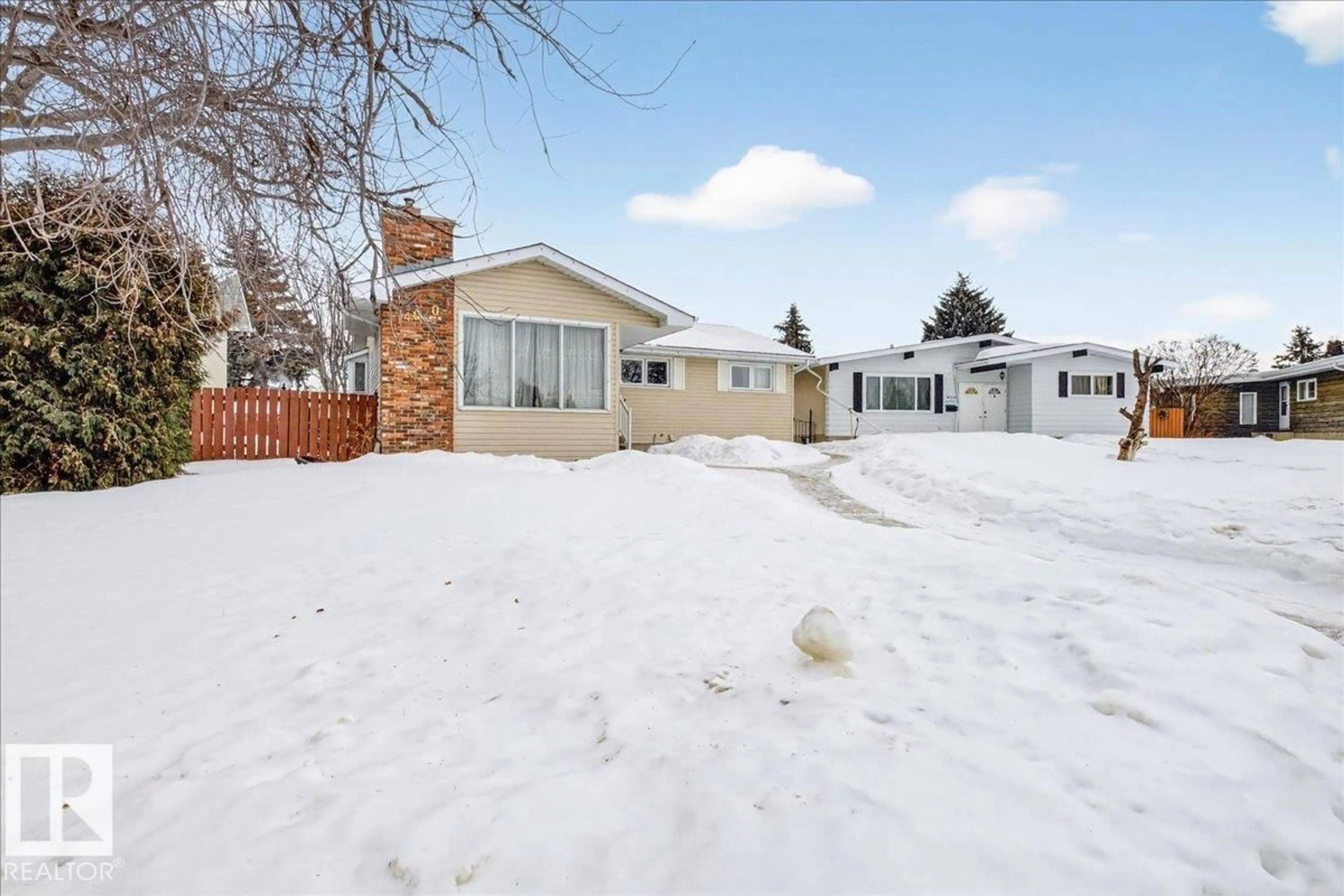 Unknown for NW - 14920 95A ST, Edmonton Alberta T5E4A6