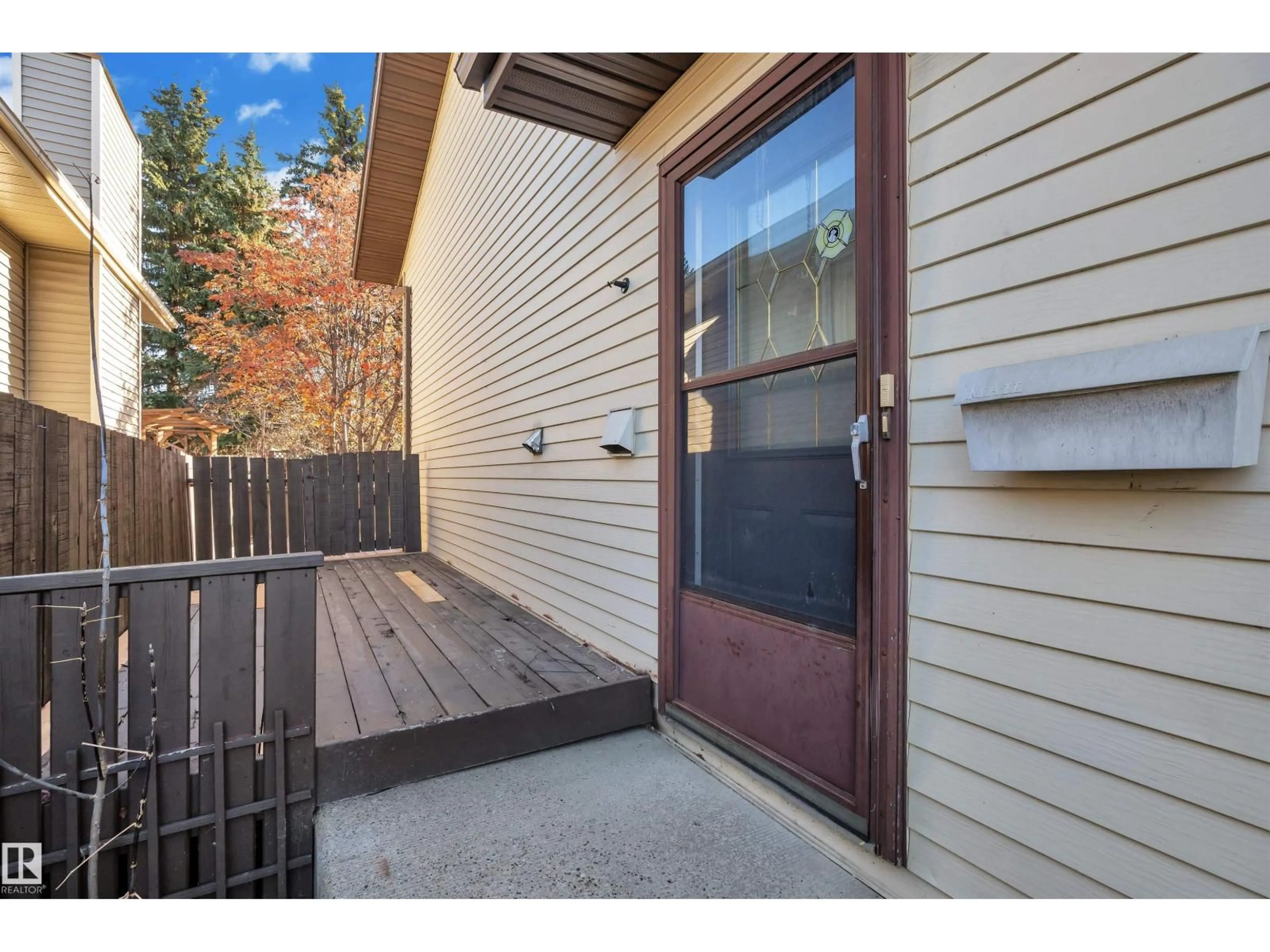 Unknown for 1111 49A ST, Edmonton Alberta T6L5X5