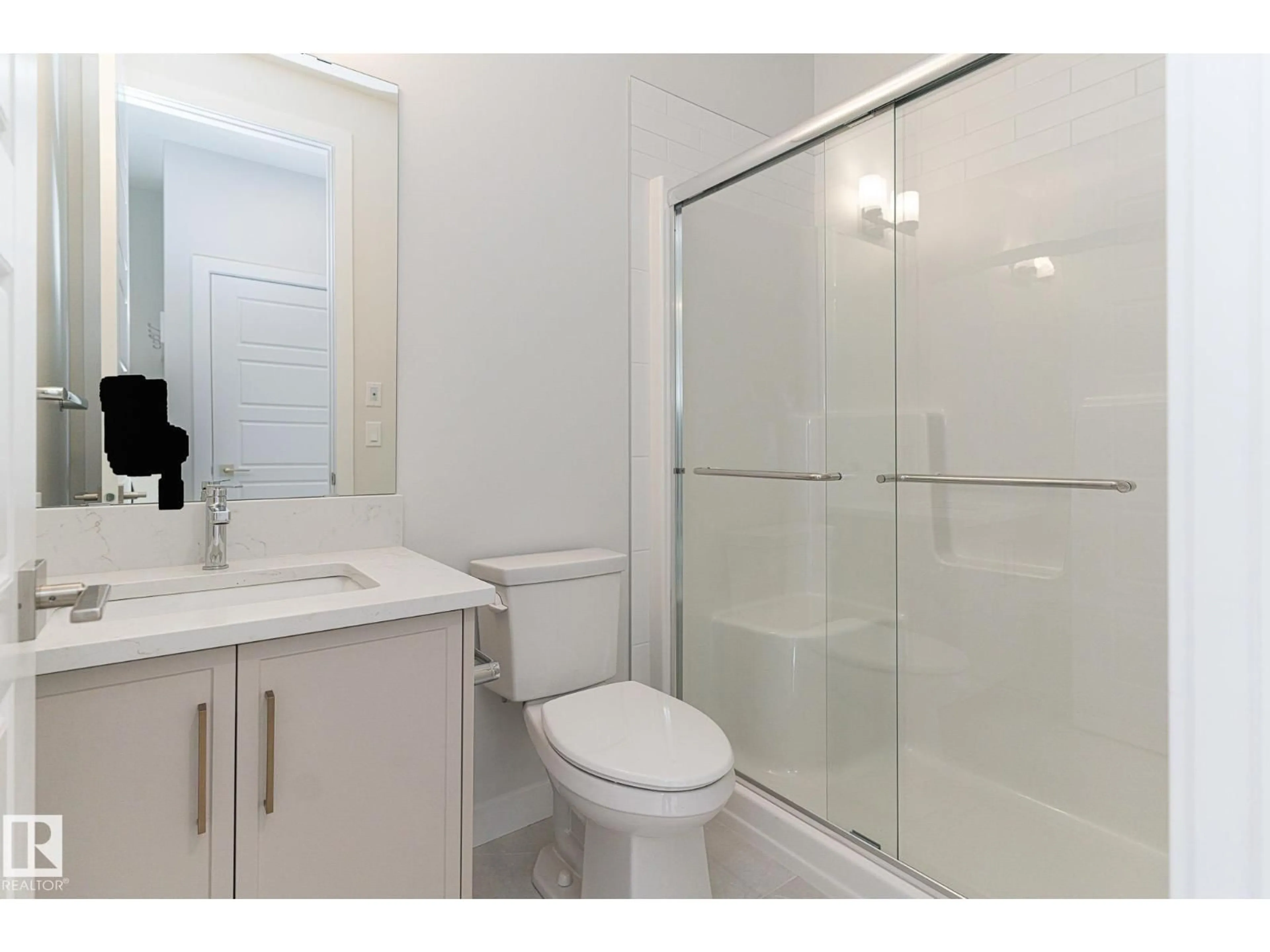 Standard bathroom, ceramic/tile floor for 19004 20 AV, Edmonton Alberta T6M3E8