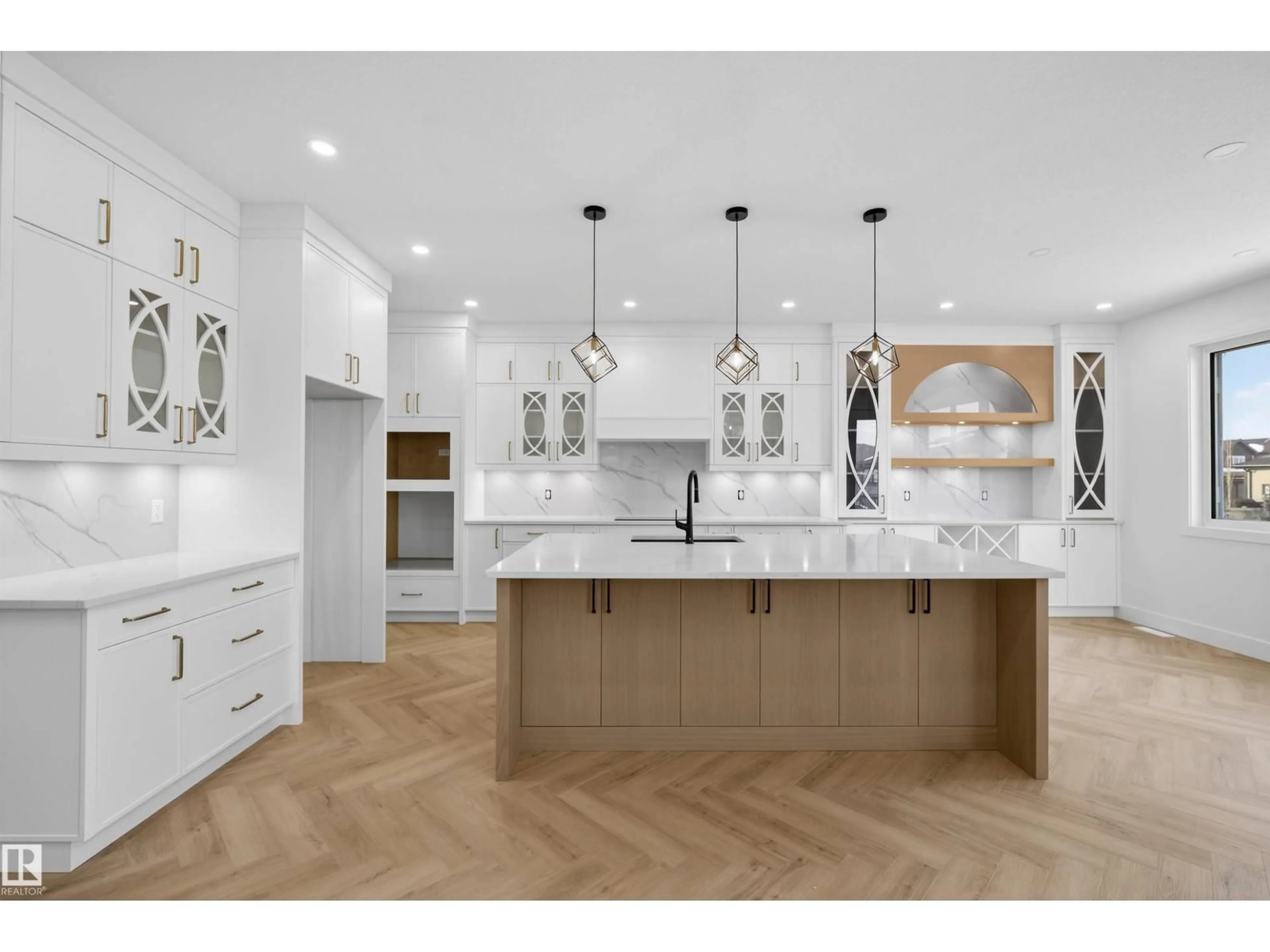 Open concept kitchen, unknown for 34 AVONLEA WY, Spruce Grove Alberta T7X0Y3