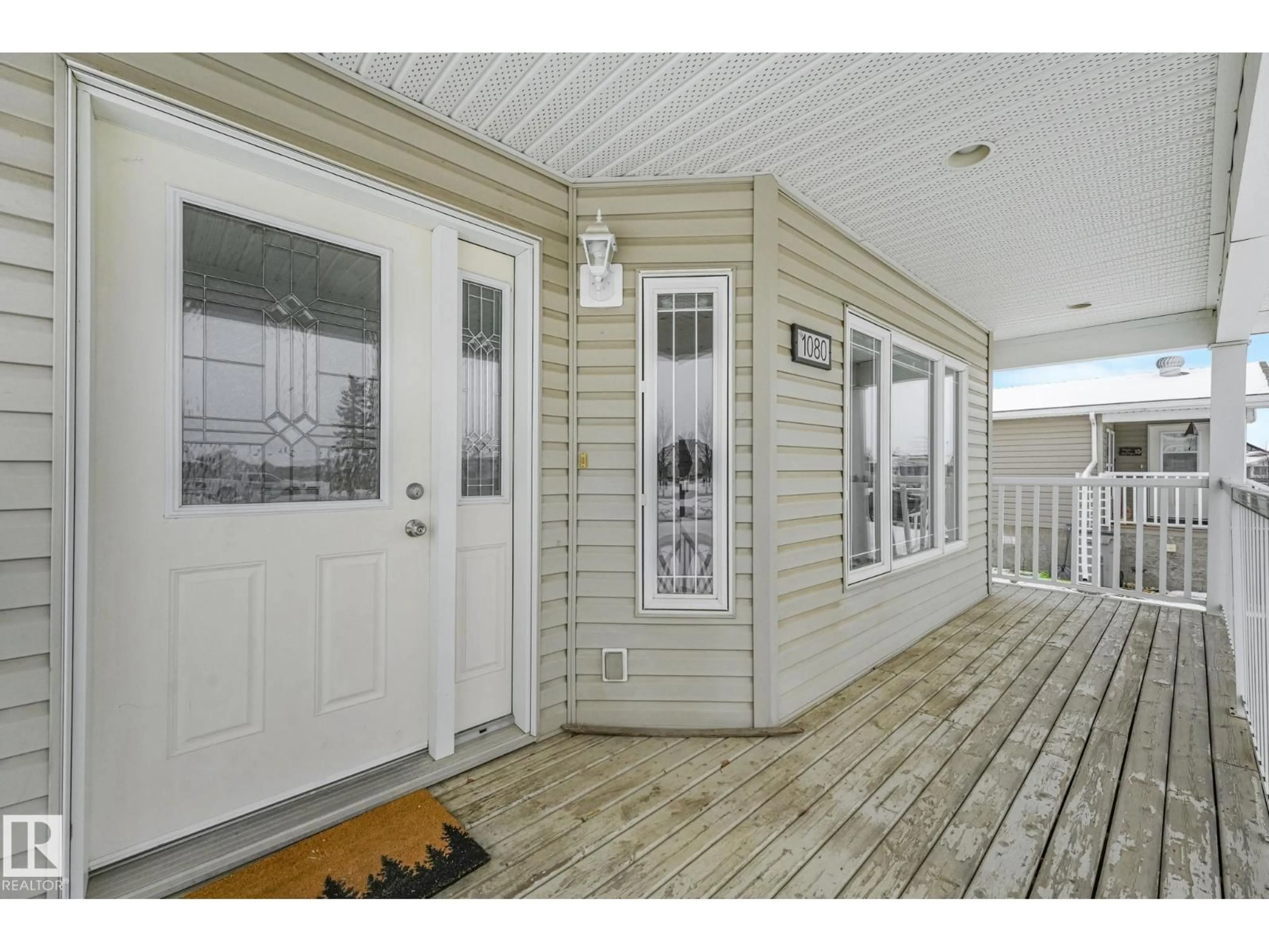 Indoor entryway for 1080 ASPEN DR, Leduc Alberta T9E8R1