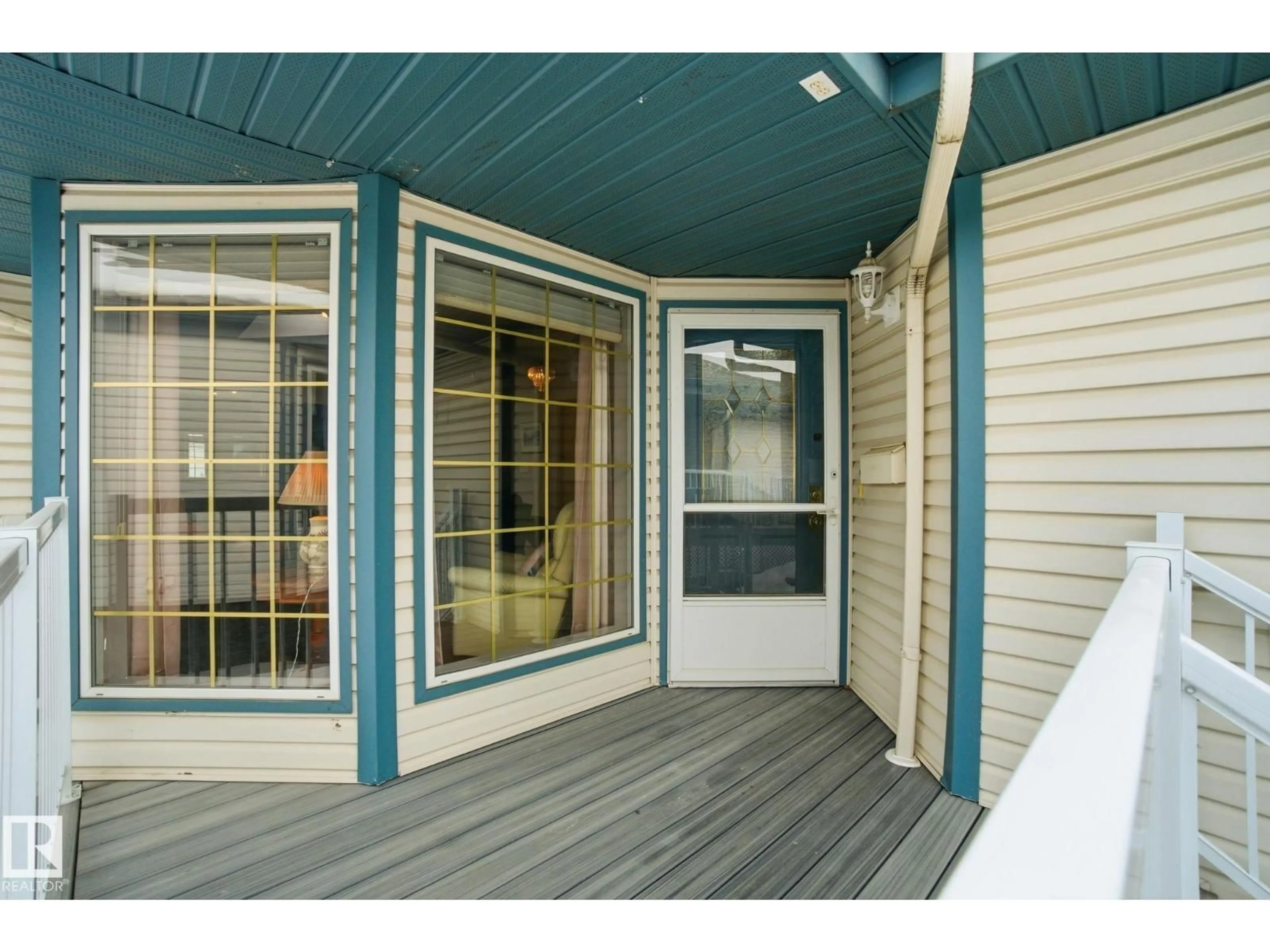 Indoor entryway for #8 - 9731 174 ST, Edmonton Alberta T5T6G4