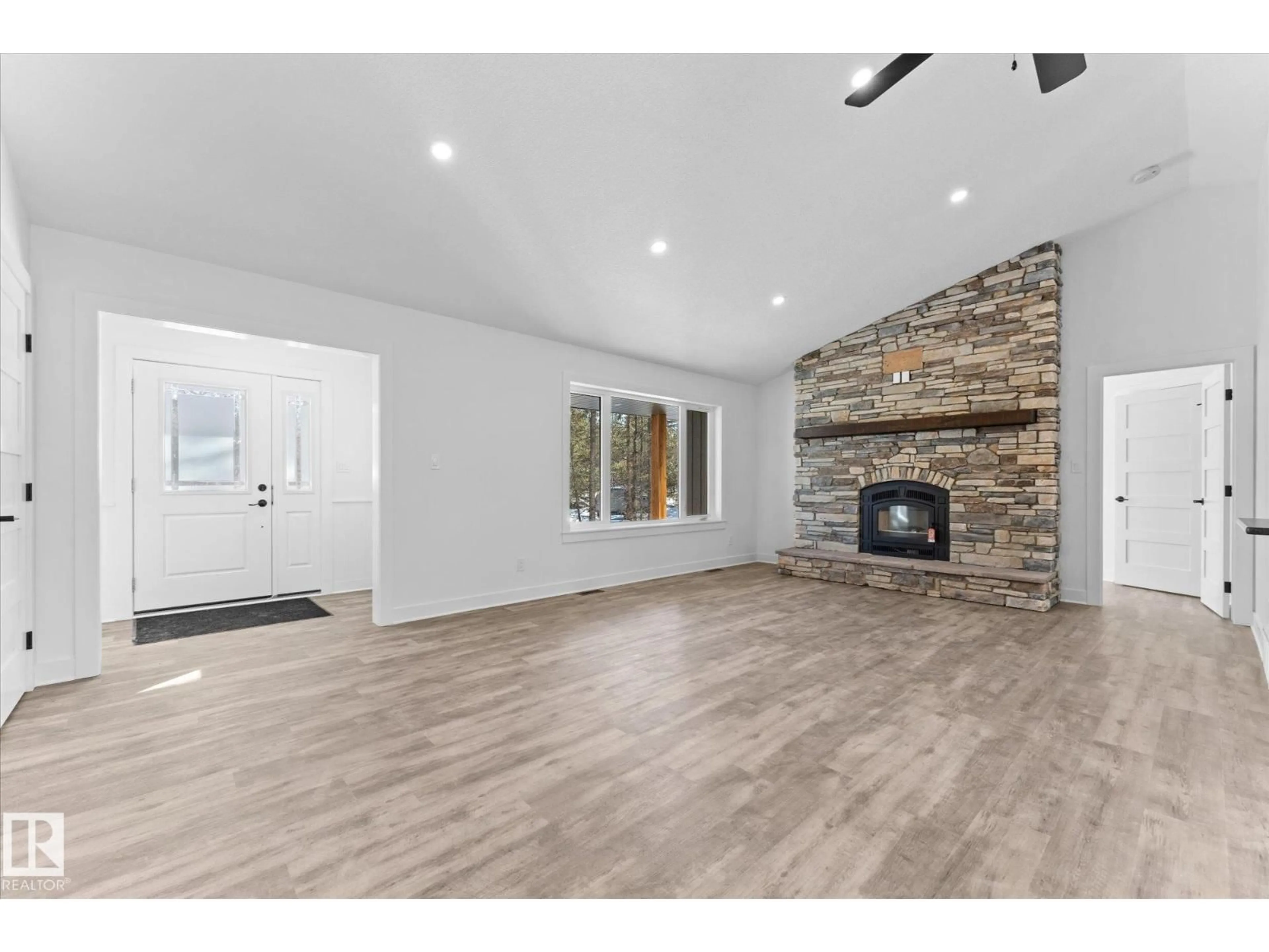 Unknown for 55504 - 311 RR 13, Rural Lac Ste. Anne County Alberta T0E1V0