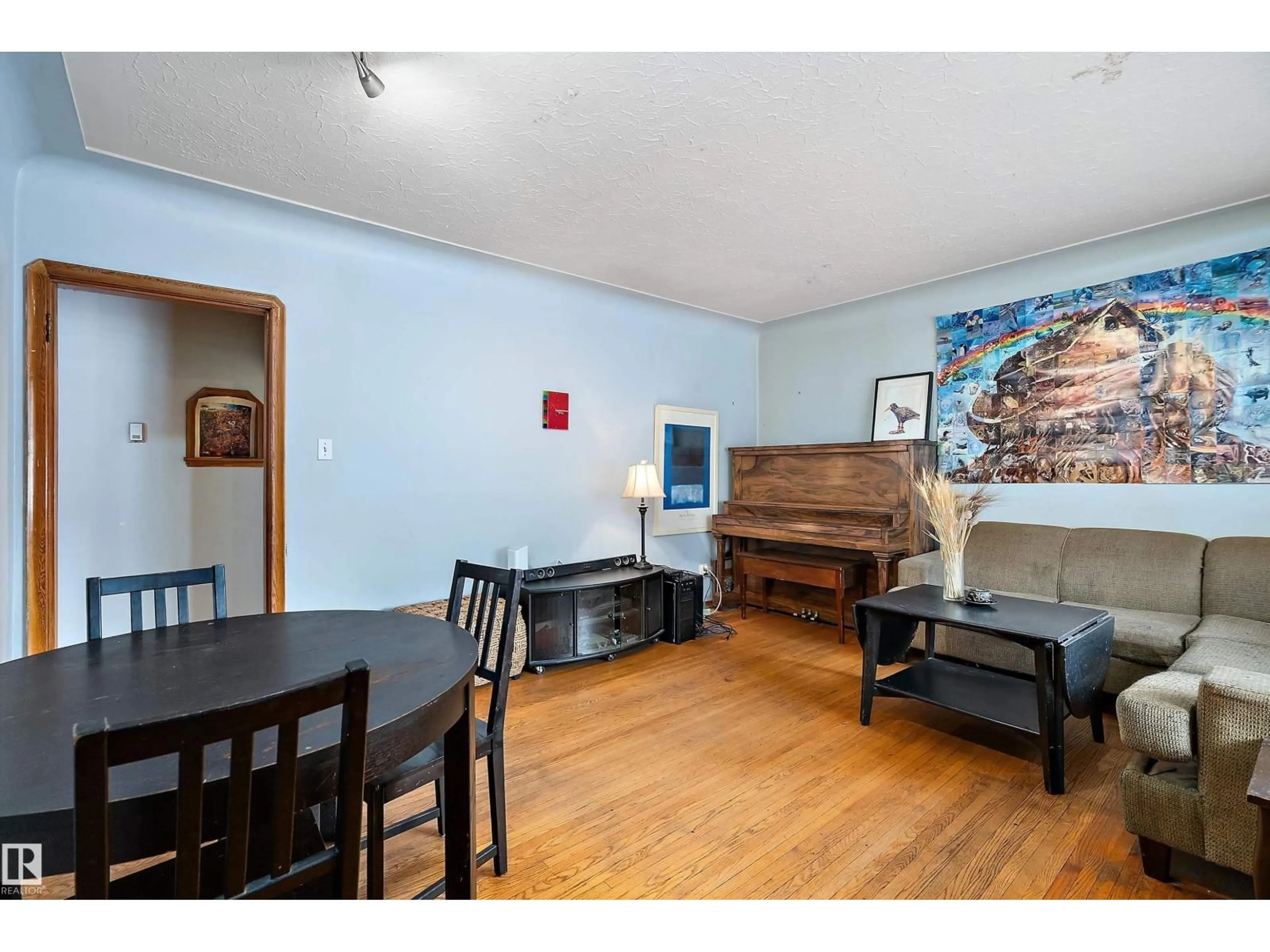 Dining room, wood/laminate floor for 10124 88 AV, Edmonton Alberta T6E2R9