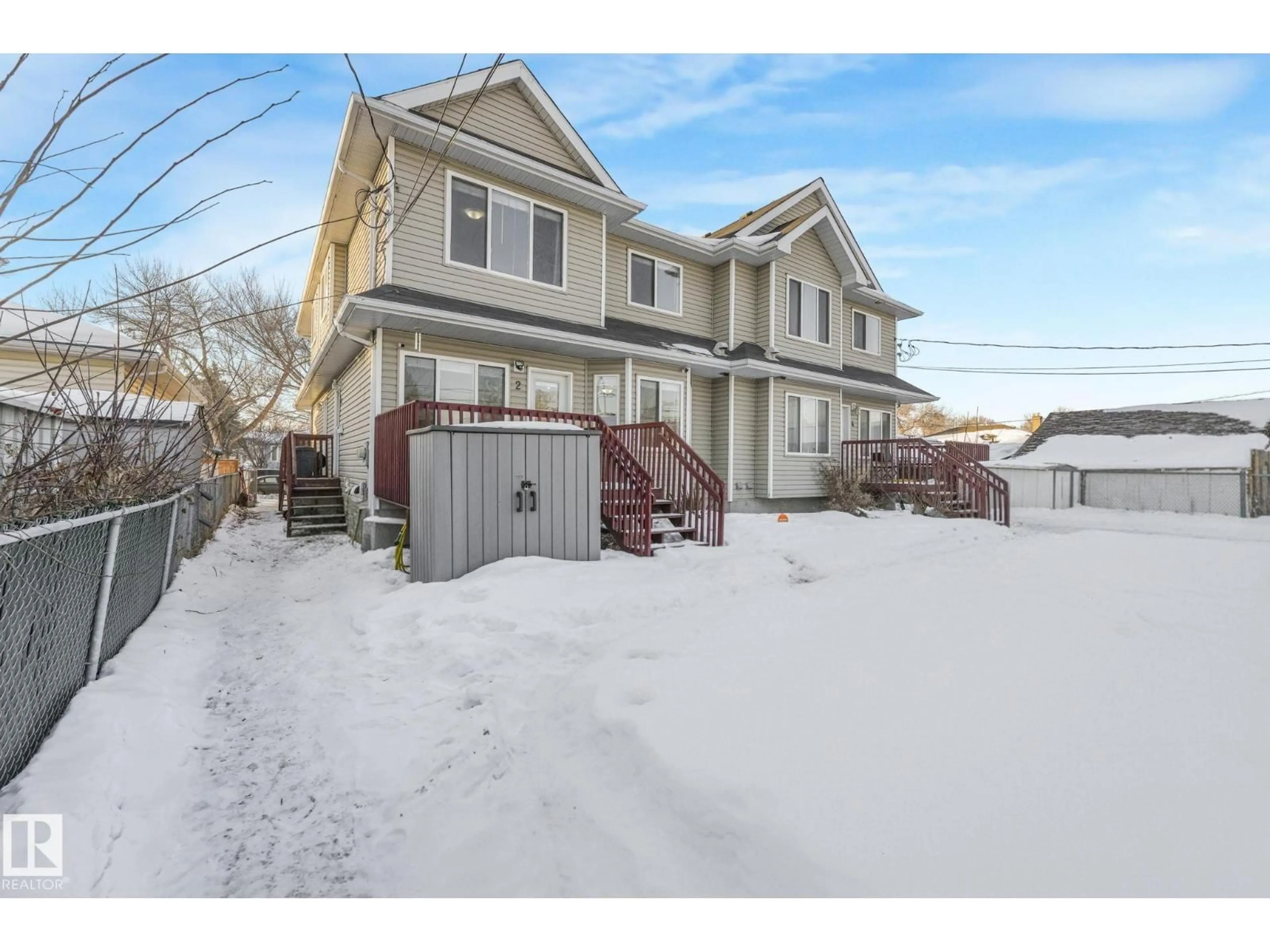 A pic from outside/outdoor area/front of a property/back of a property/a pic from drone, street for #2 - 11813 43 ST, Edmonton Alberta T5W2P3