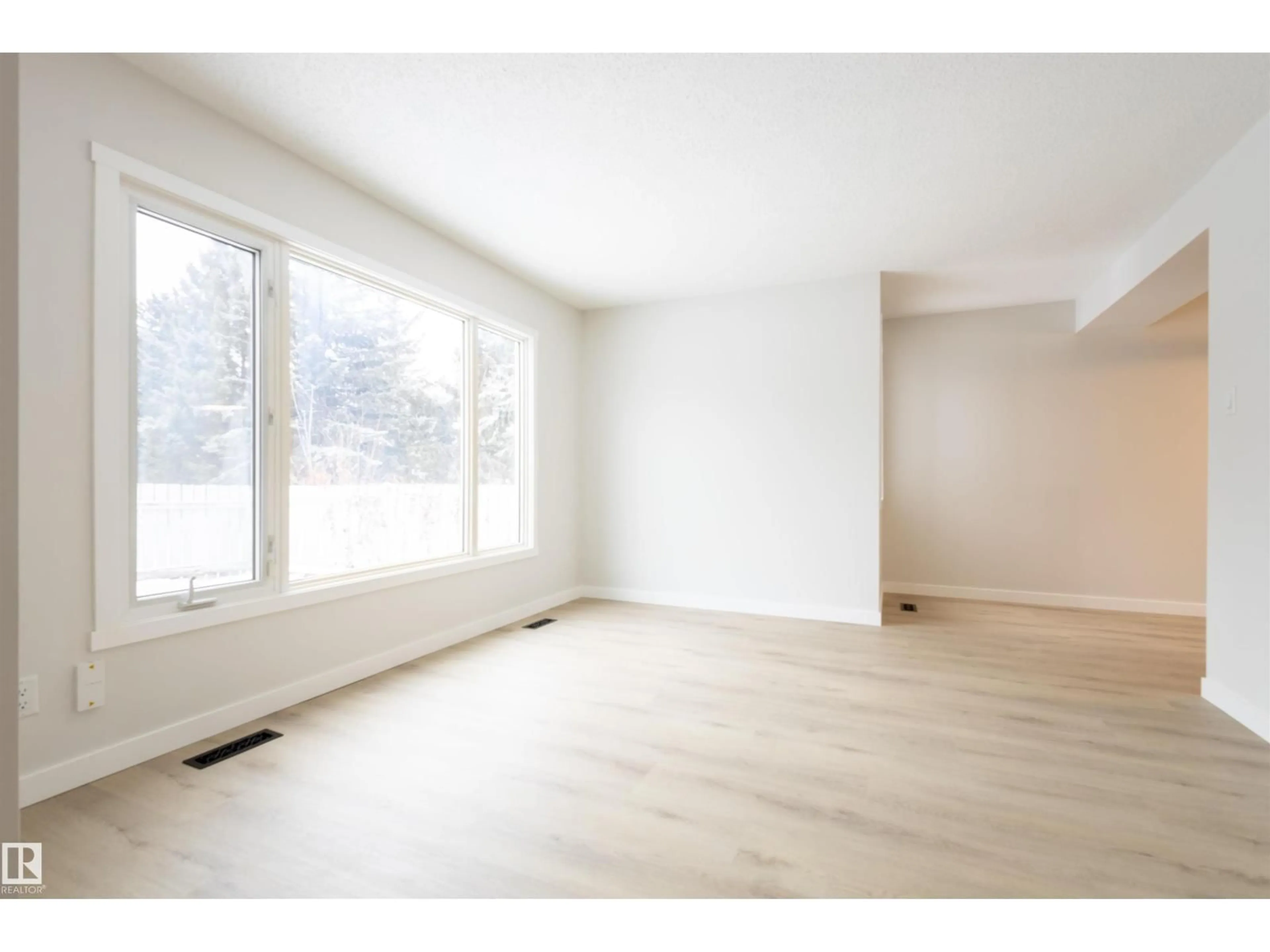 A pic of a room for 30 AMBERLY CO, Edmonton Alberta T5A2H9