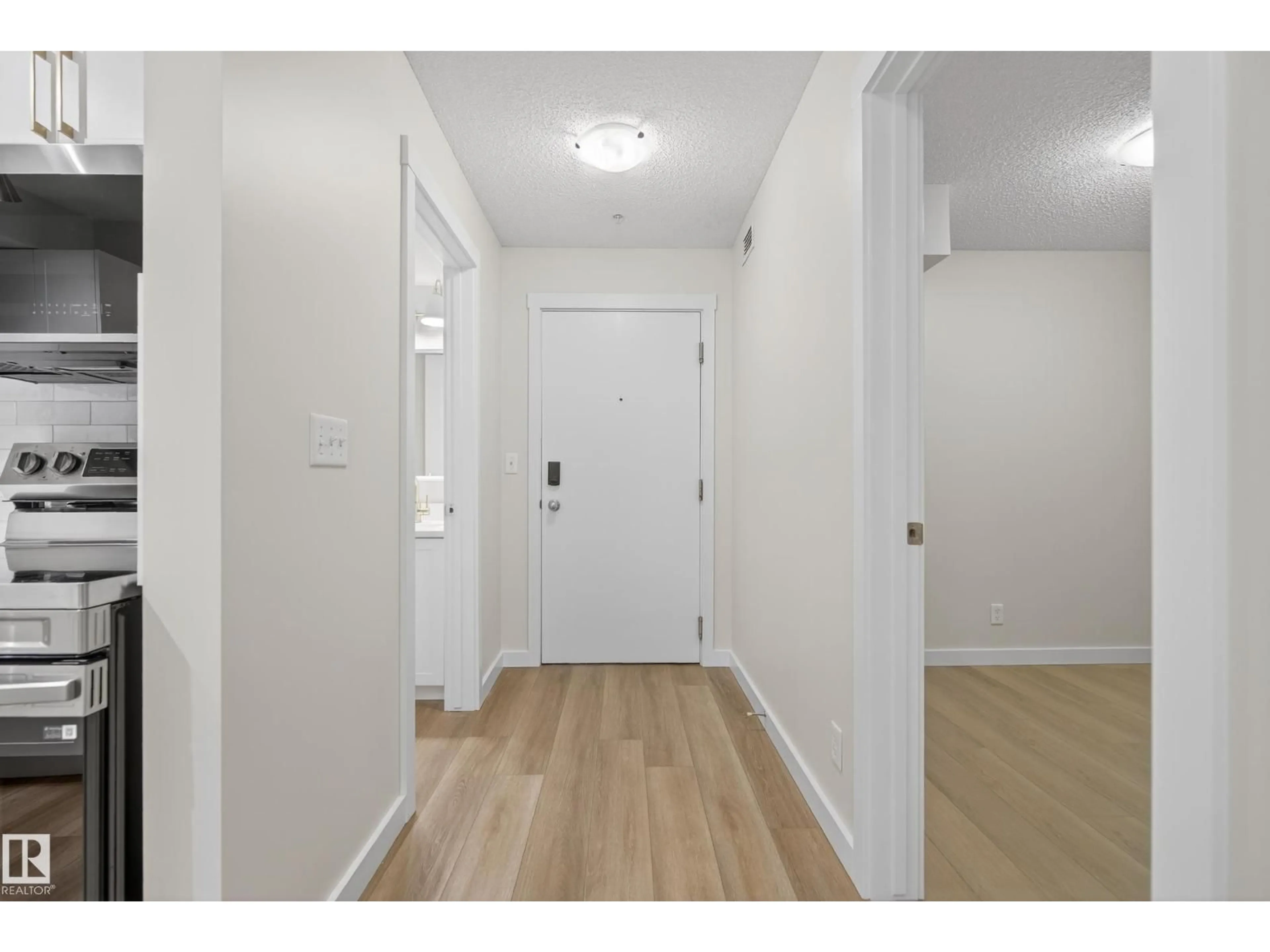 Indoor entryway for #109 - 5804 MULLEN PL, Edmonton Alberta T6R0W3