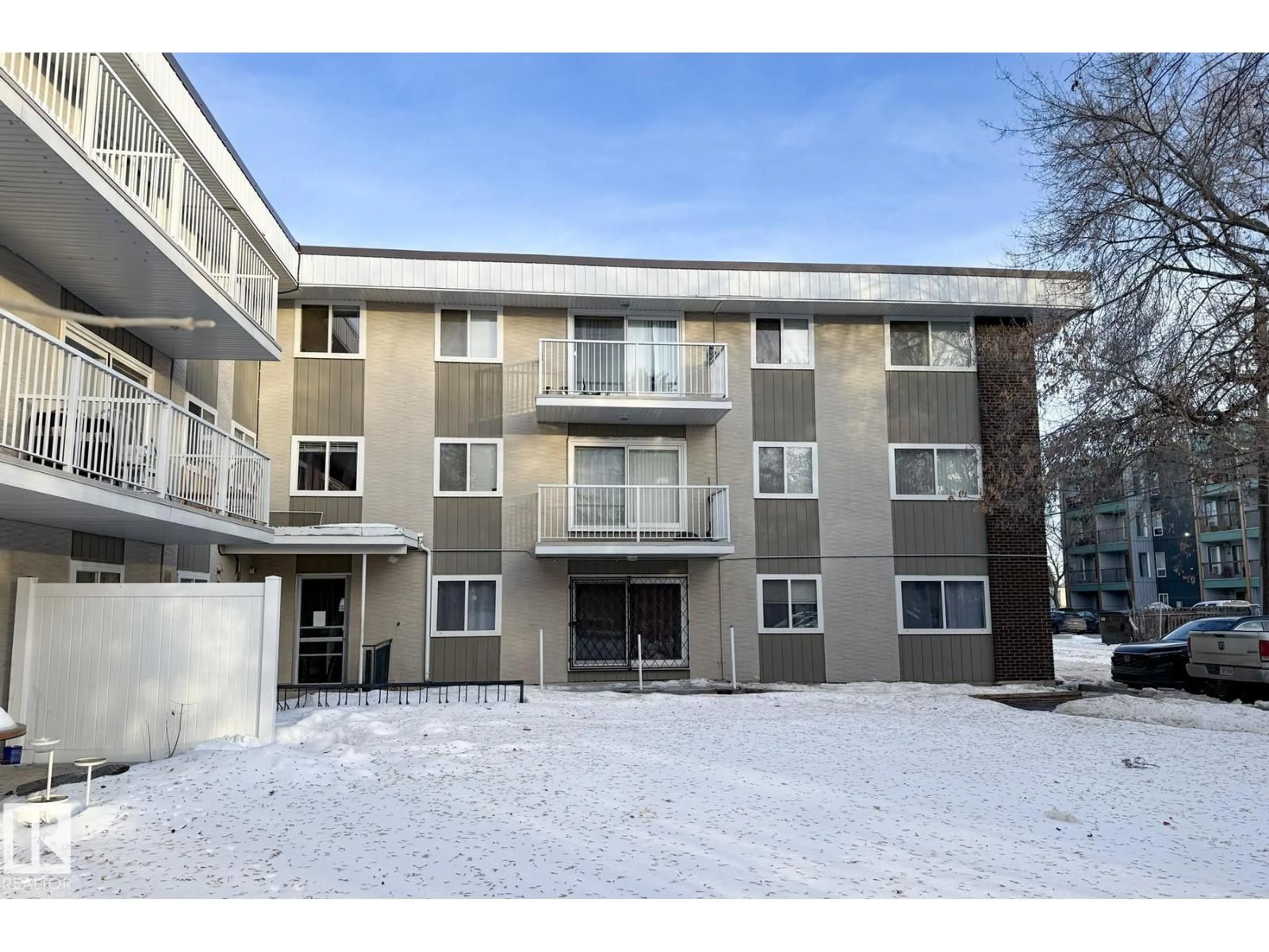 Patio, building for #311 - 10835 114 ST, Edmonton Alberta T5H3K3