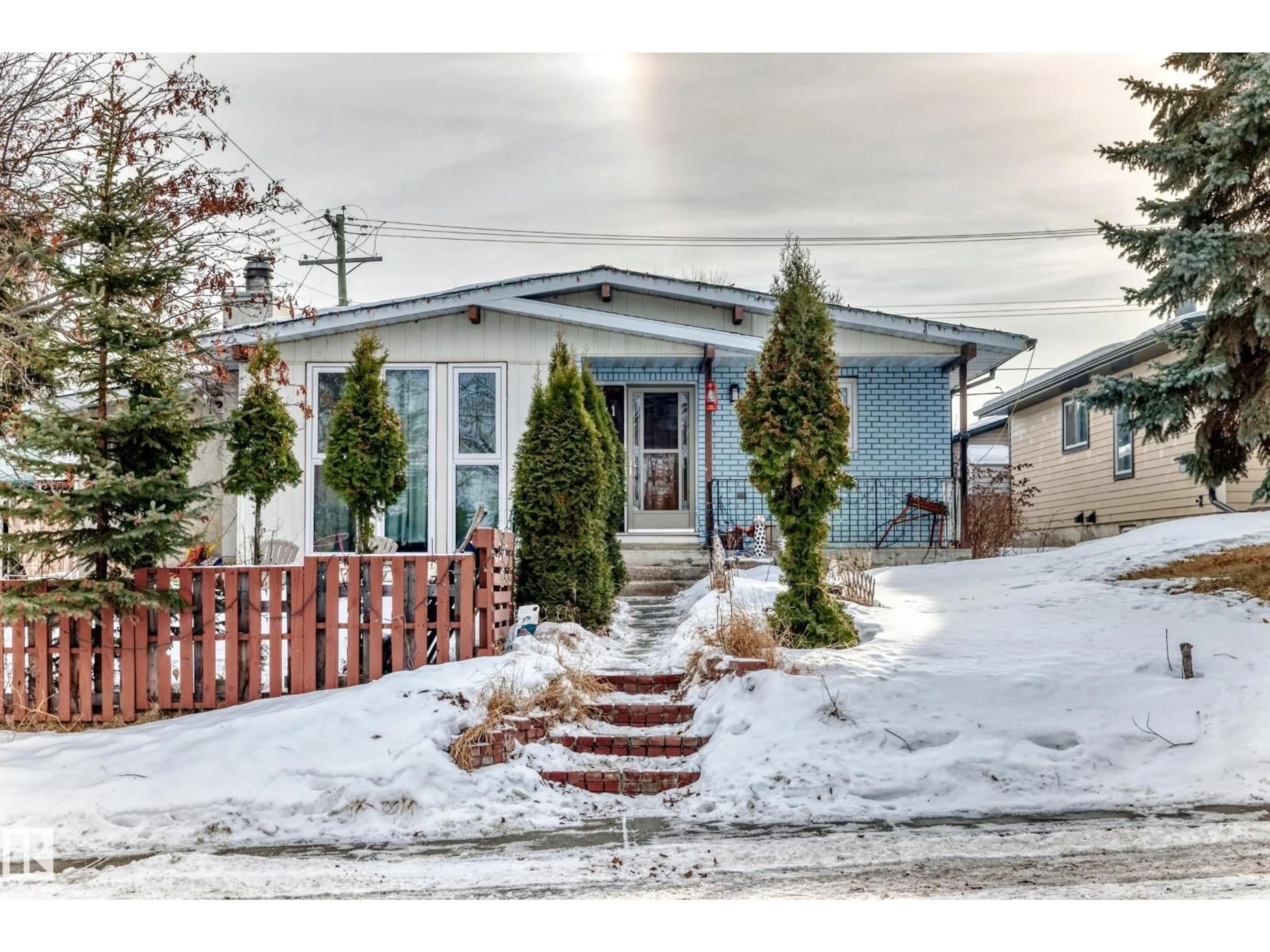 Unknown for 131 SASKATCHEWAN, Devon Alberta T9G1C9