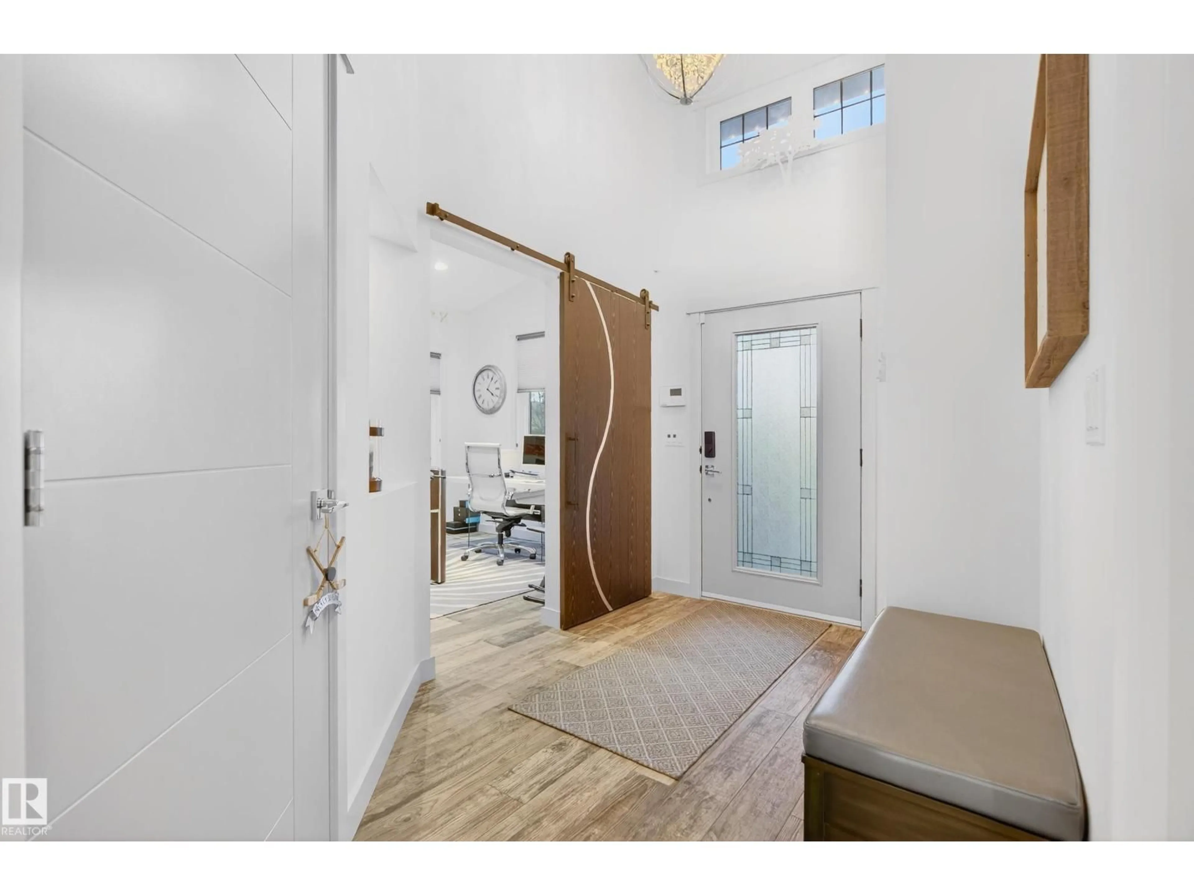 Indoor entryway for 4 LOISELLE WY, St. Albert Alberta T8N2P3