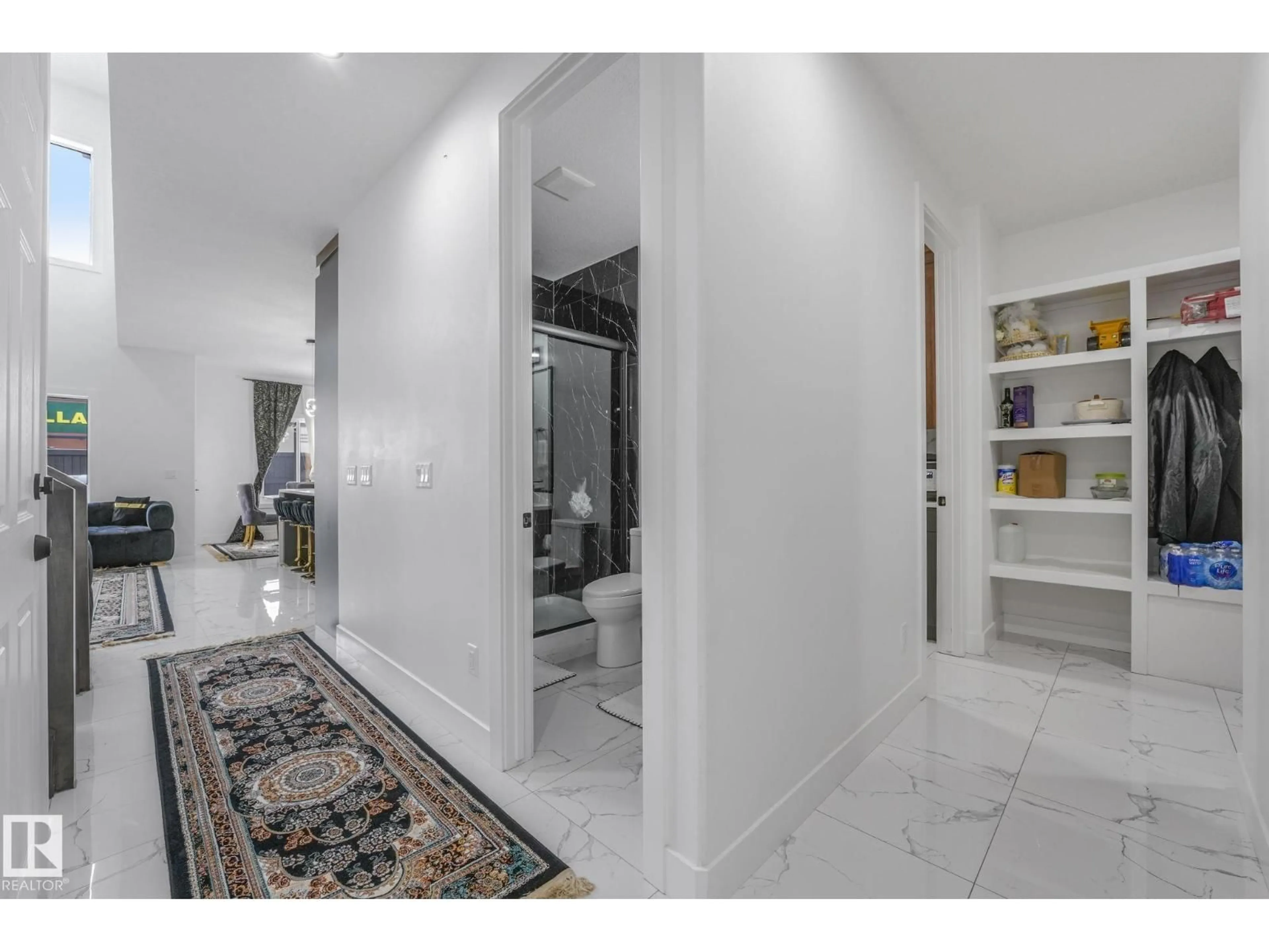 Indoor entryway for 16816 49 ST, Edmonton Alberta T5Y4G9