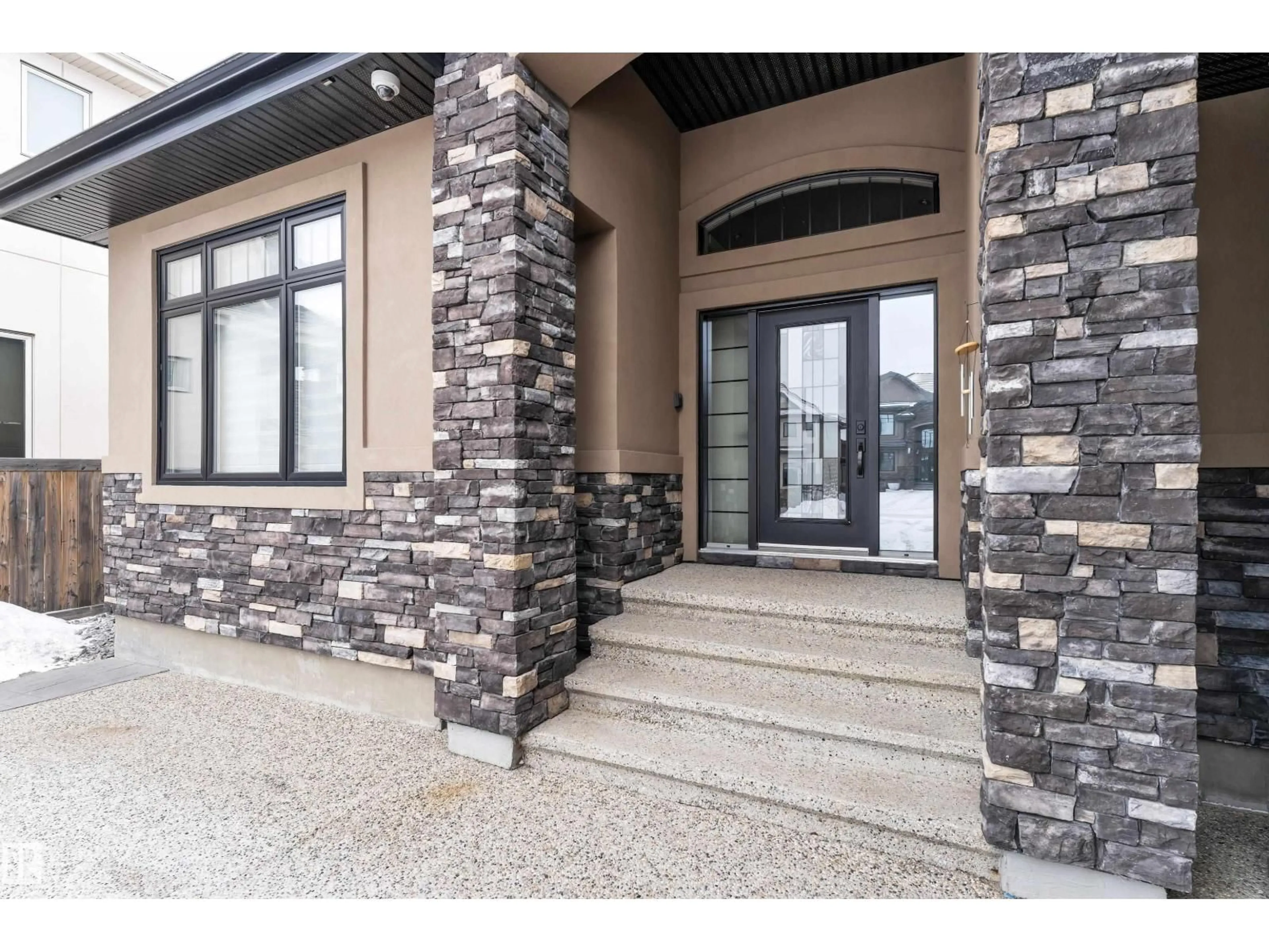 Unknown for 4107 WESTCLIFF HE SW, Edmonton Alberta T6W0X9