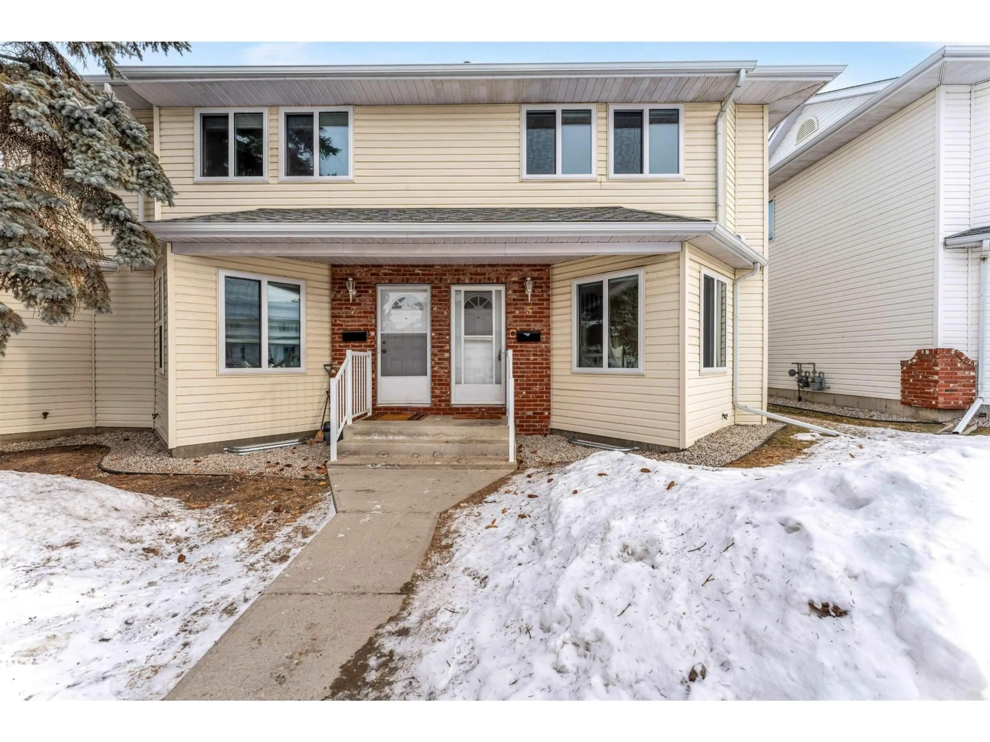 Unknown for 5 - 1033 YOUVILLE DR, Edmonton Alberta T6L6V9