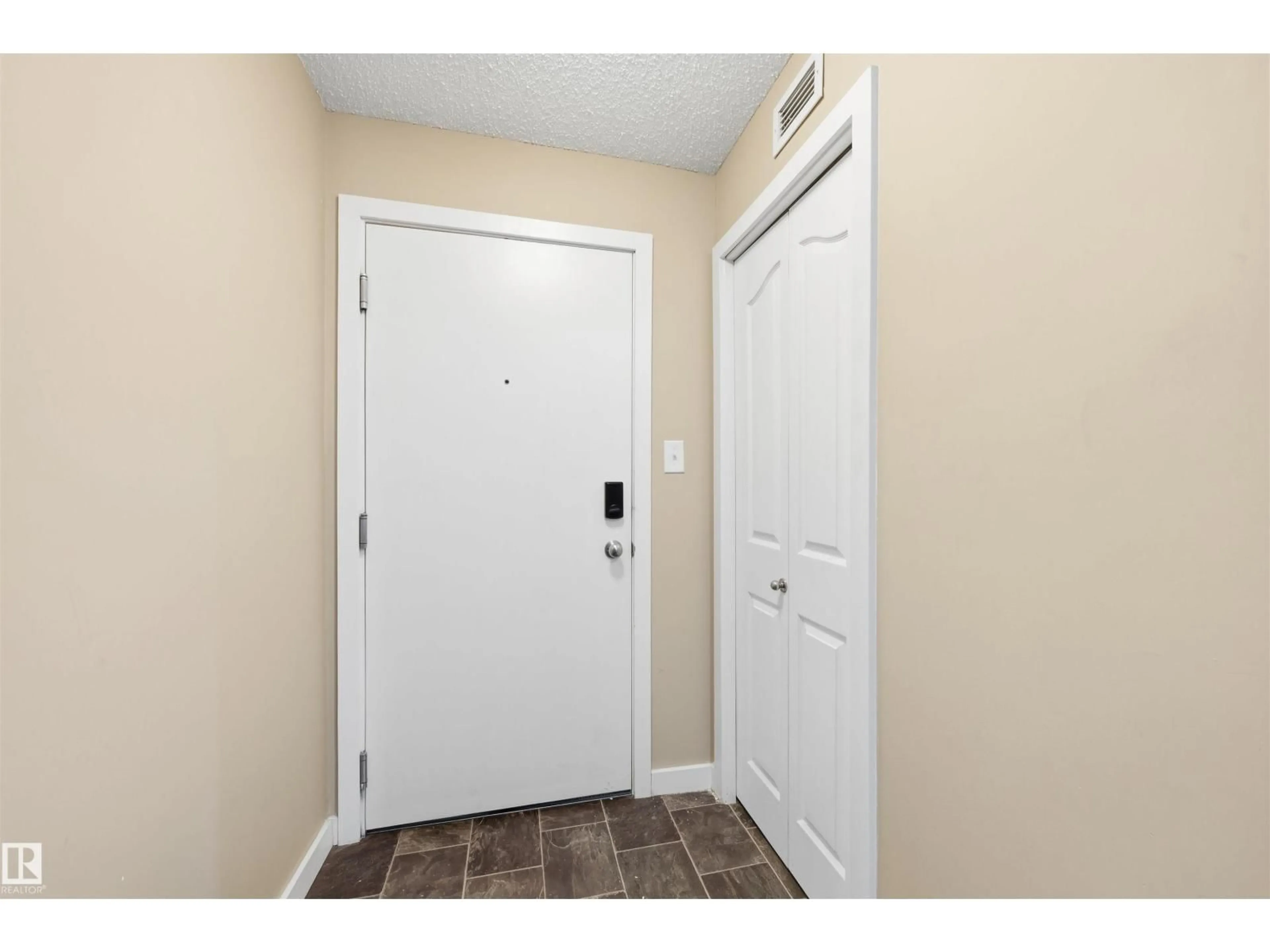 Indoor entryway for #221 - 1070 MCCONACHIE BV, Edmonton Alberta T5Y0X1