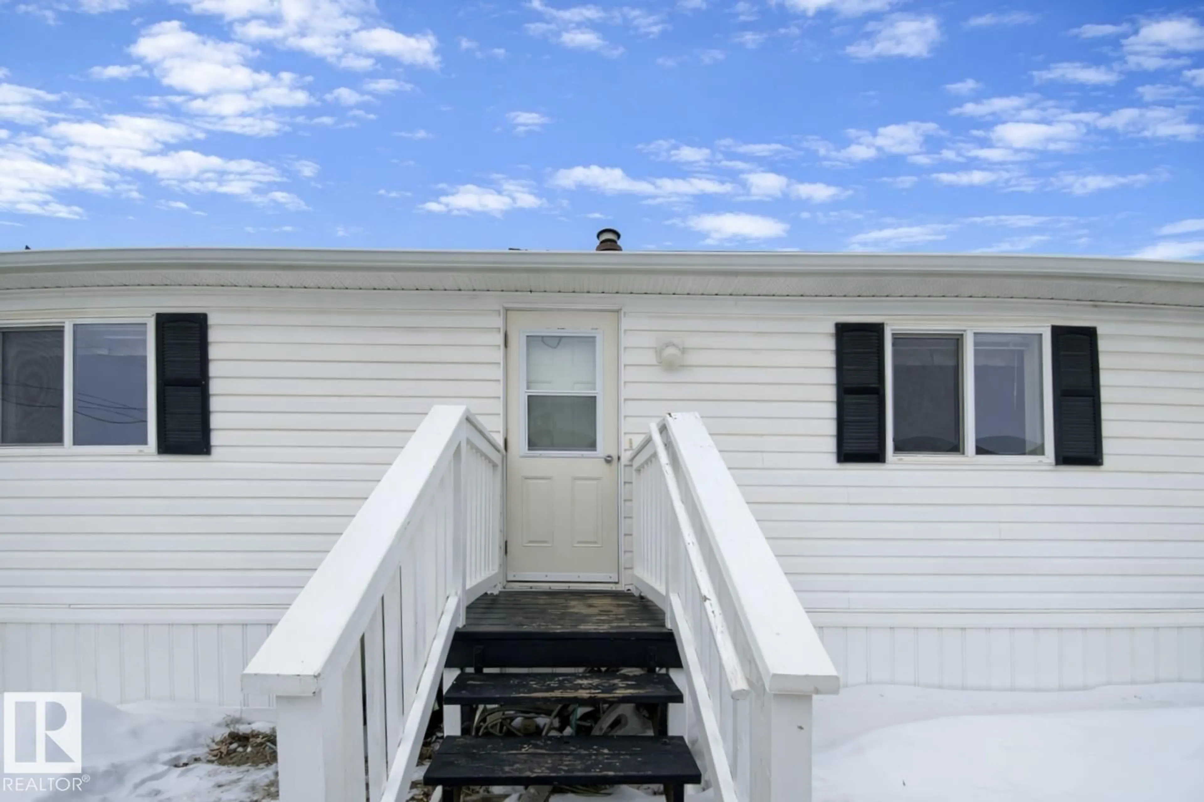 Unknown for 4805 49 AV, Wetaskiwin Alberta T9A0G5