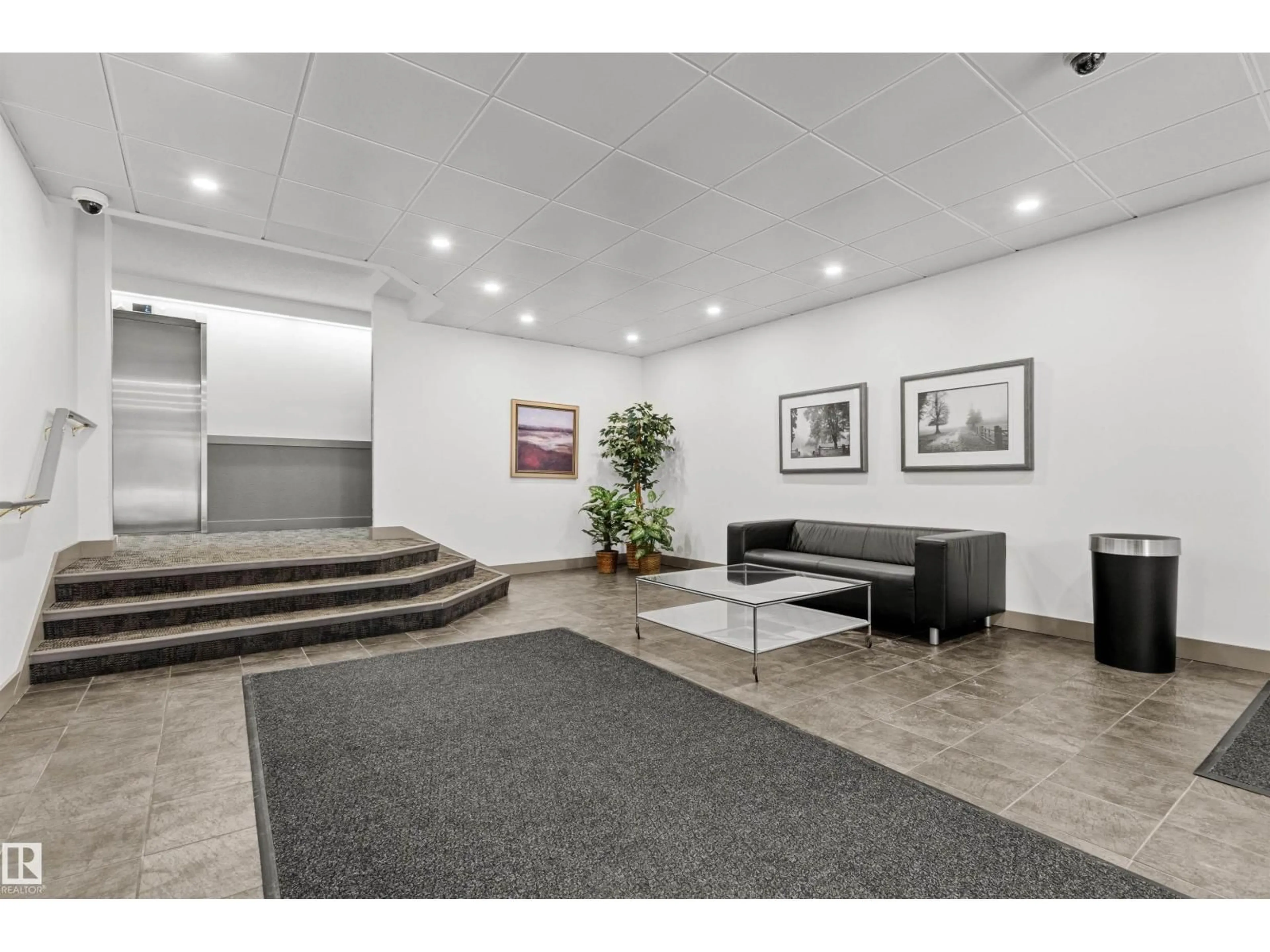 Unknown for 602 - 9929 113 ST, Edmonton Alberta T5K2N9