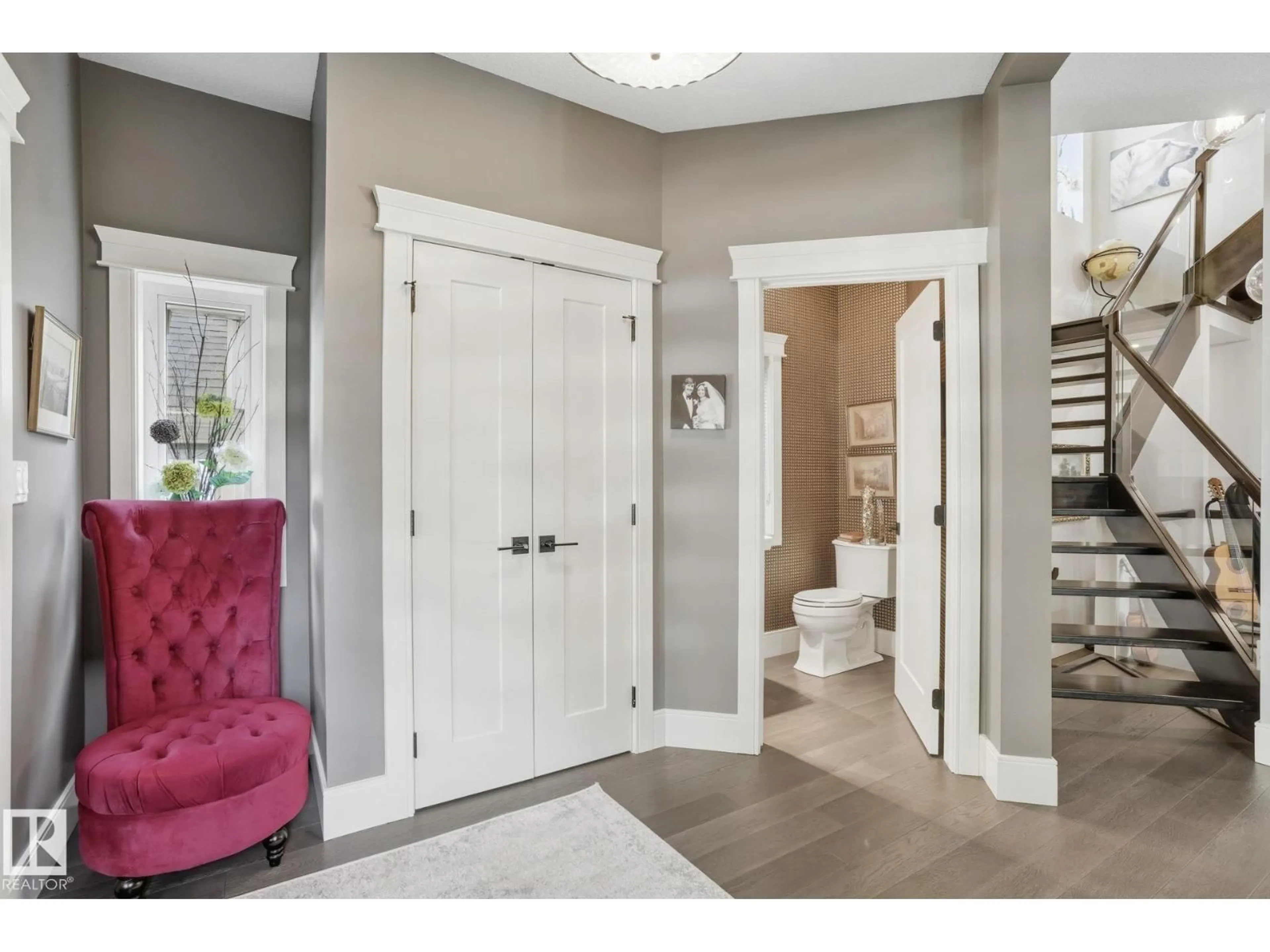Indoor entryway for 11121 81 AV, Edmonton Alberta T6G0S6