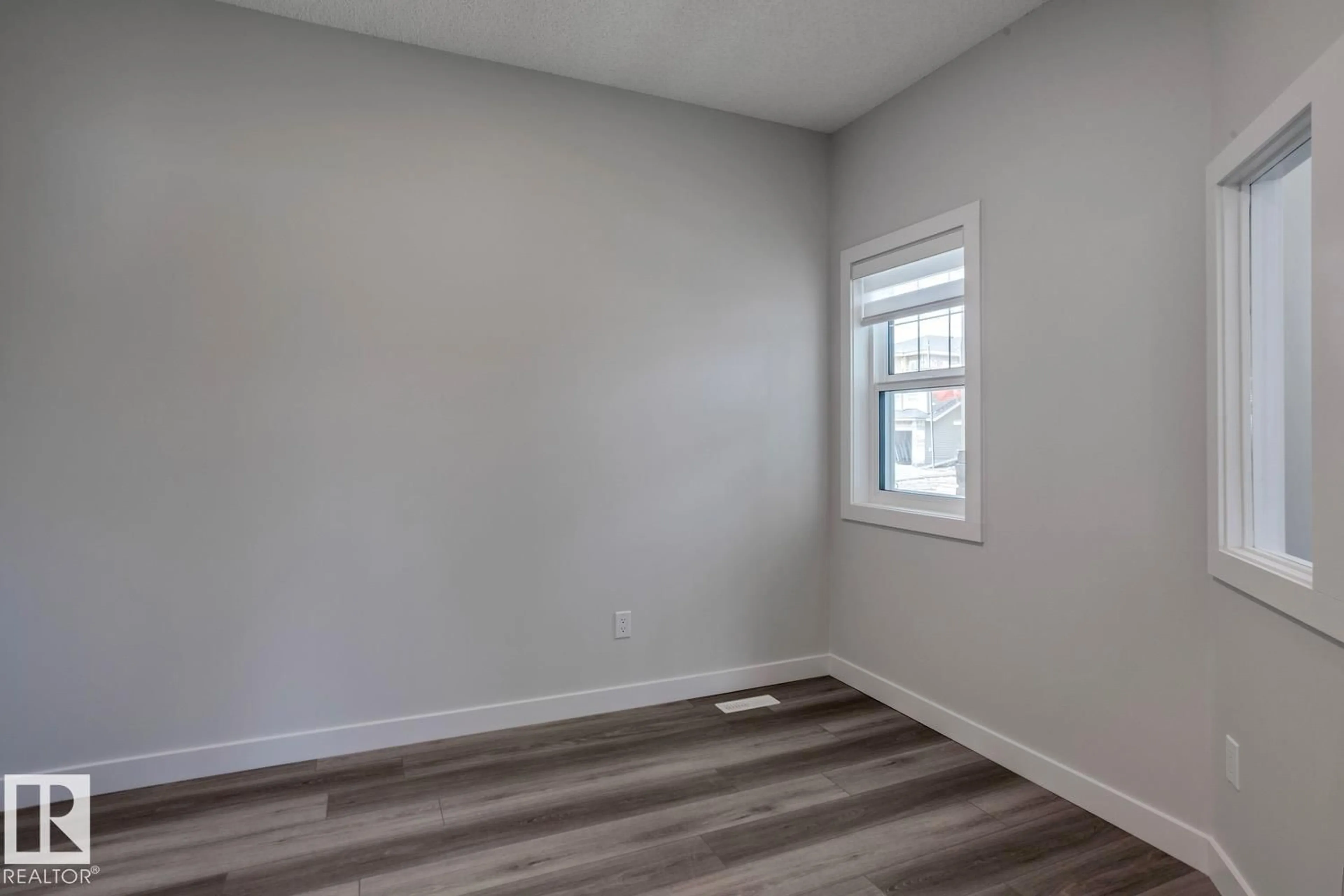 A pic of a room for NW - 2831 191 ST, Edmonton Alberta T6M3C3