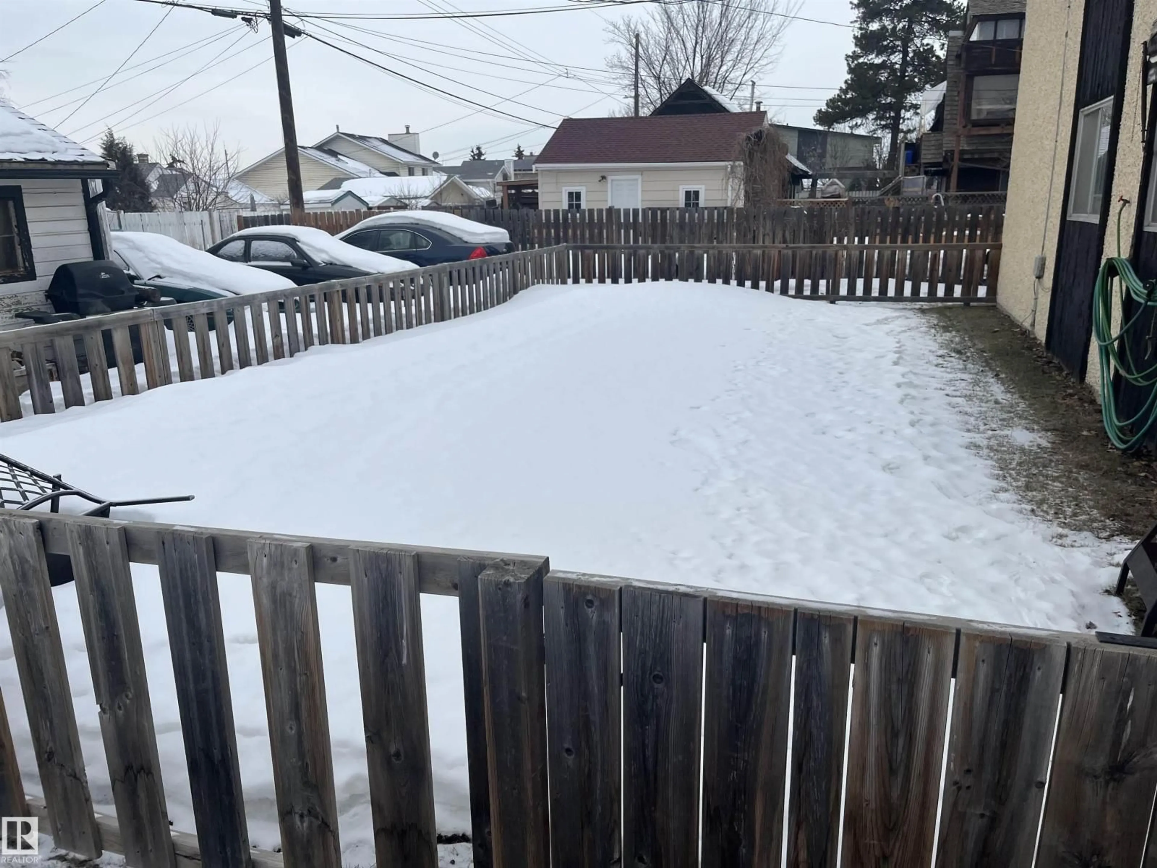 Patio, street for NW - 6002-6008 122 AV, Edmonton Alberta T5W4R2