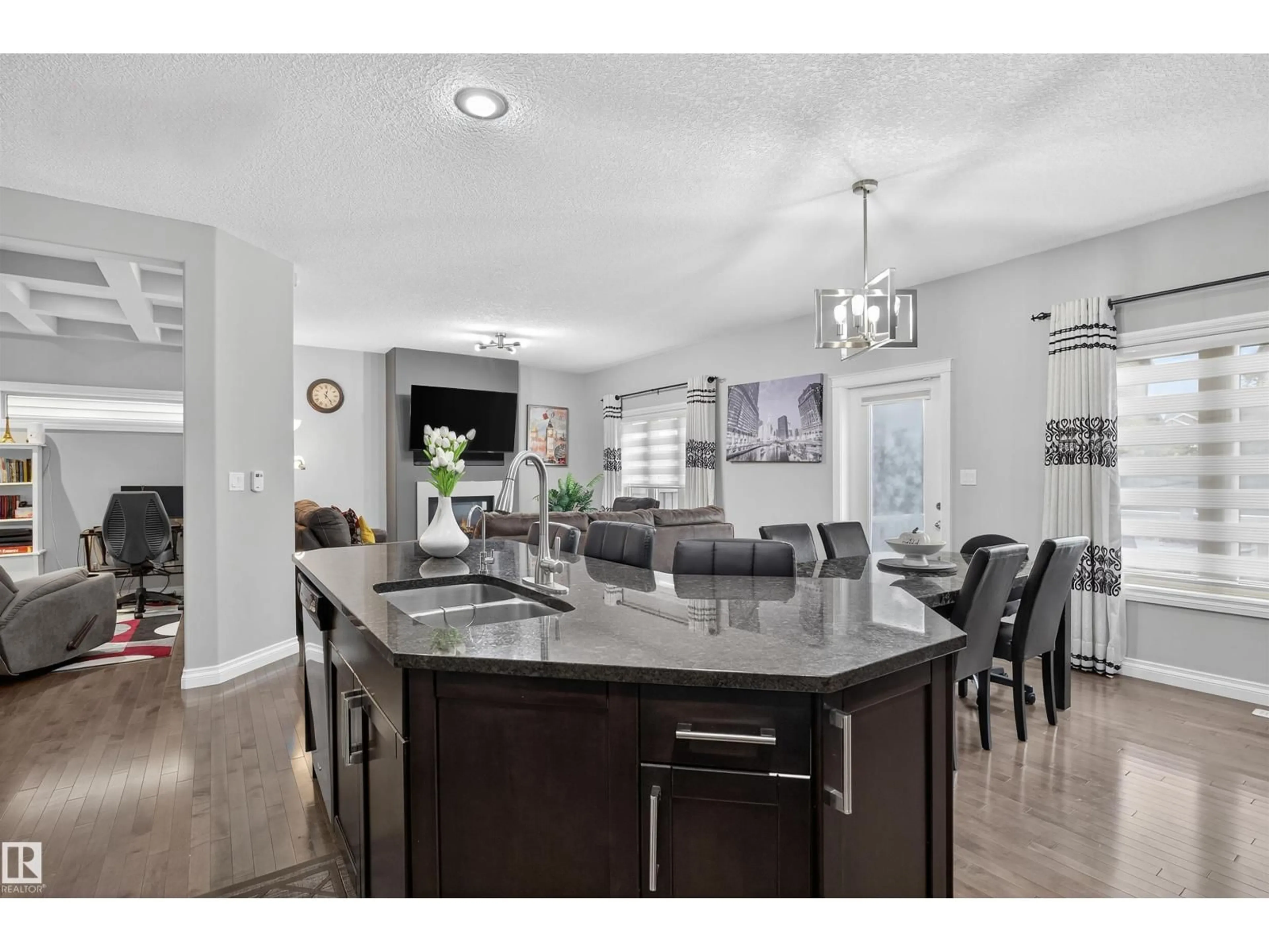 Open concept kitchen, ceramic/tile floor for 618 ADAMS WY, Edmonton Alberta T6W0J9