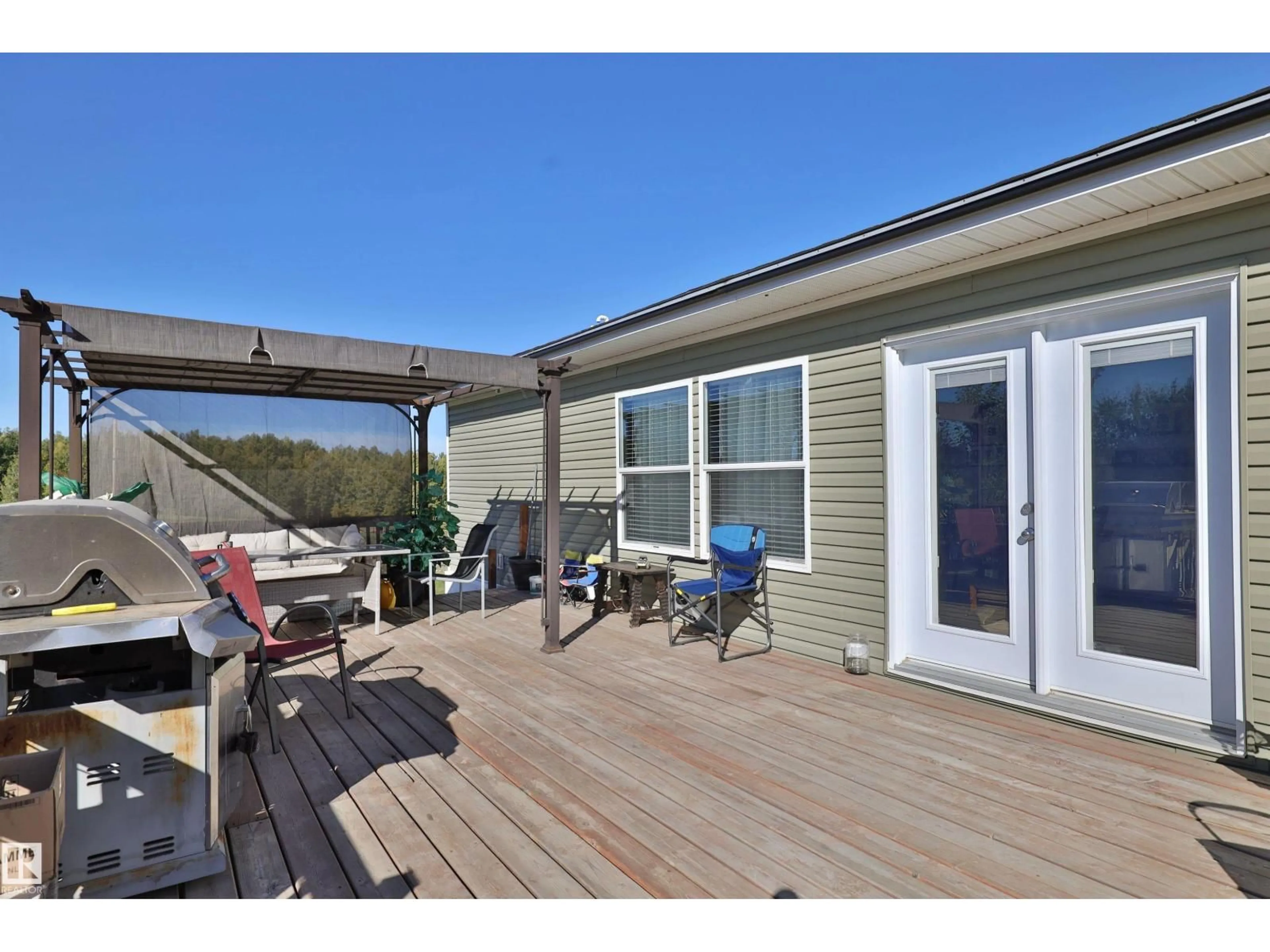 Patio, water/lake/river/ocean view for 201 GLENHAVEN CR, Rural Wetaskiwin County Alberta T0C2C0