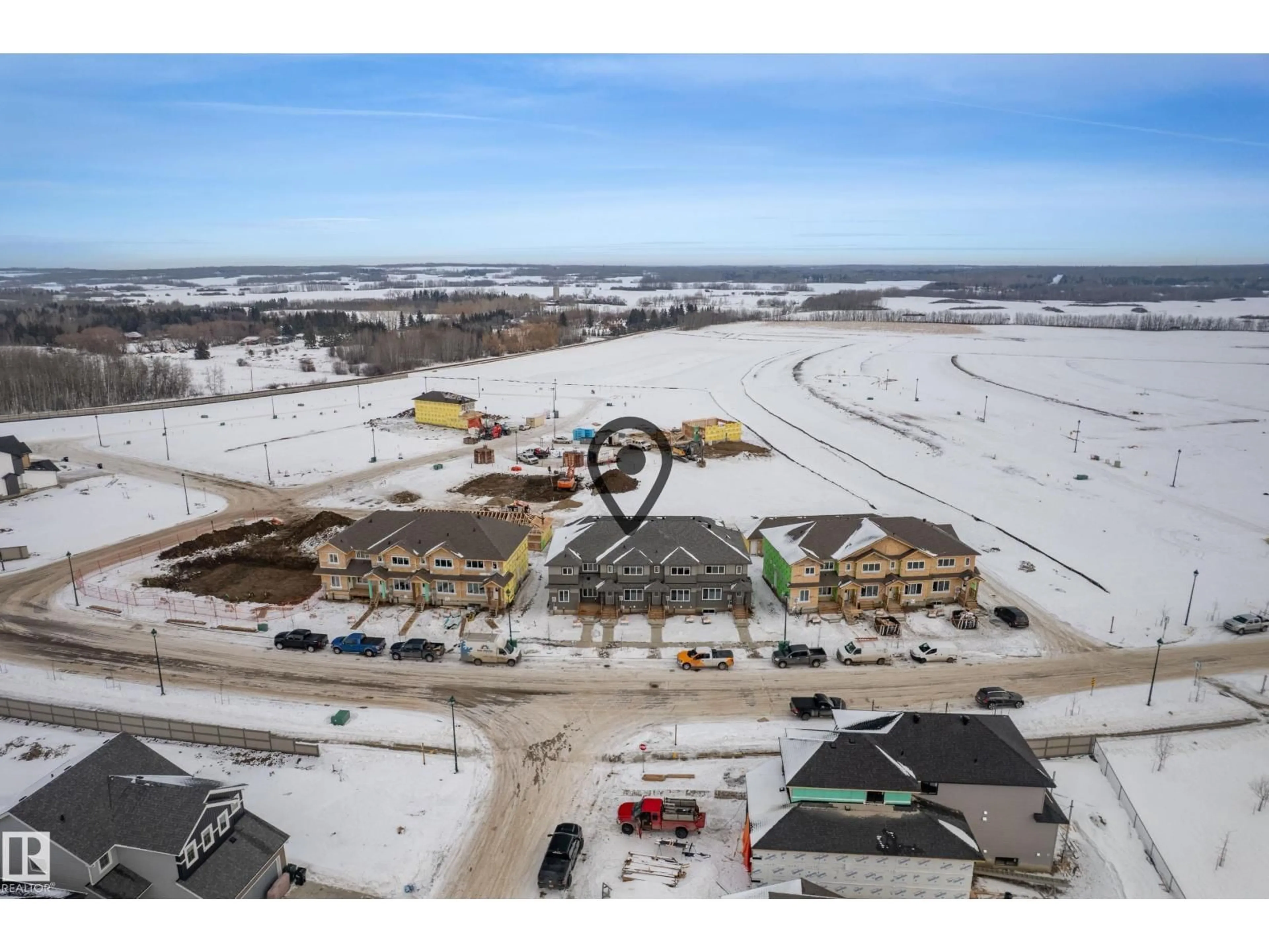 A pic from outside/outdoor area/front of a property/back of a property/a pic from drone, unknown for 34 BROUGHAM, Ardrossan Alberta T8E0B8