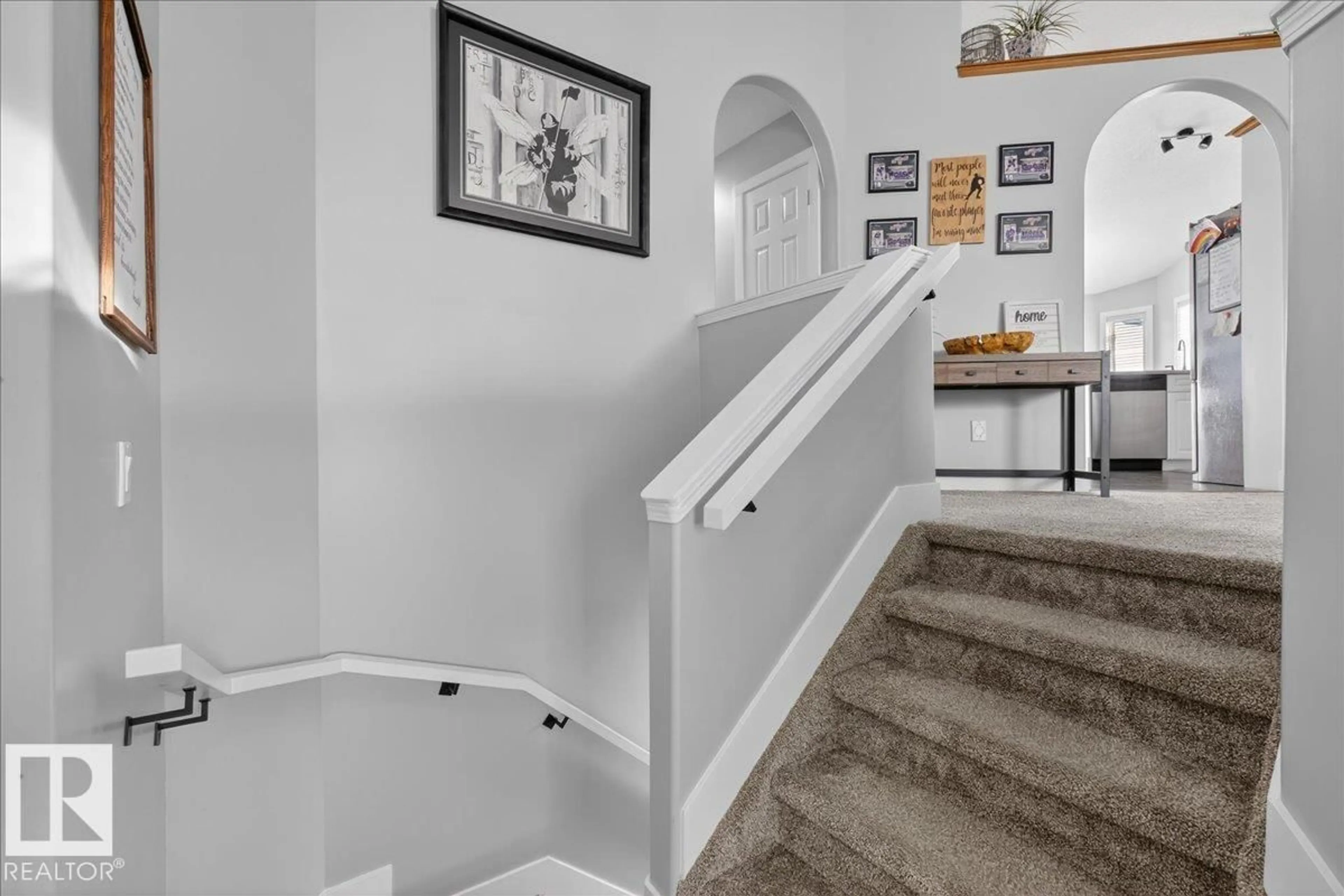 Stairs for 3947 52 ST, Gibbons Alberta T0A1N0