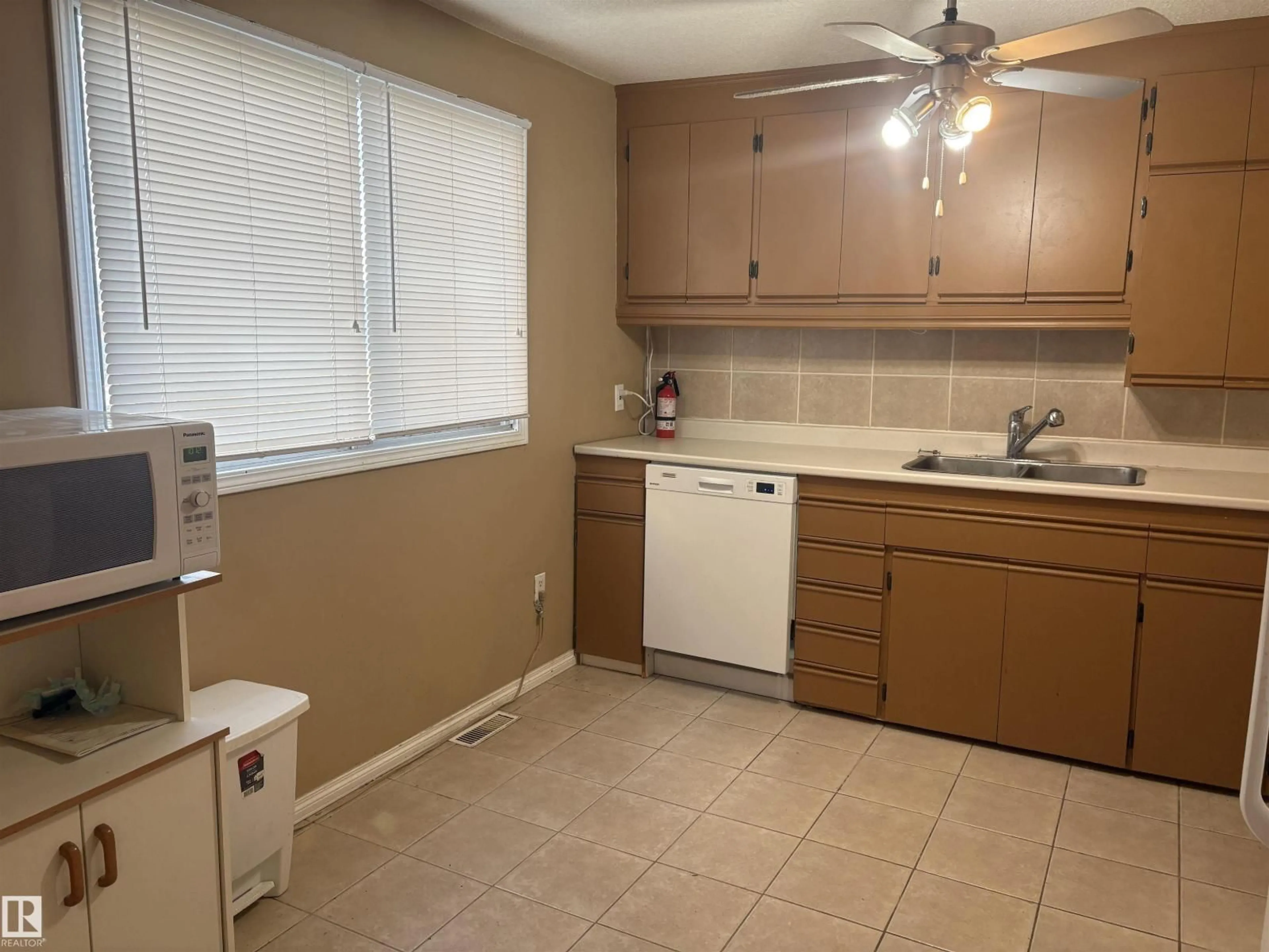 A pic of a room for 4707 47 AV, Redwater Alberta T0A2W0