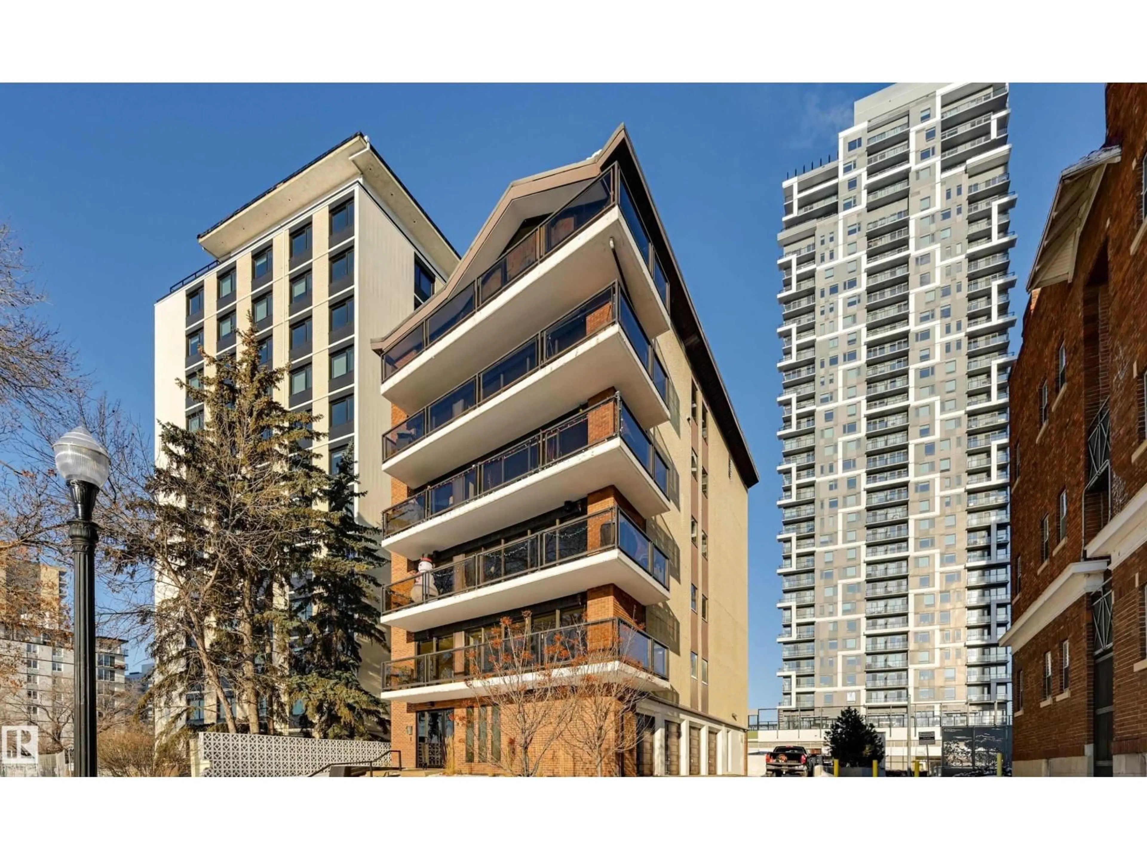 Unknown for 11960 100 AV, Edmonton Alberta T5K0K5