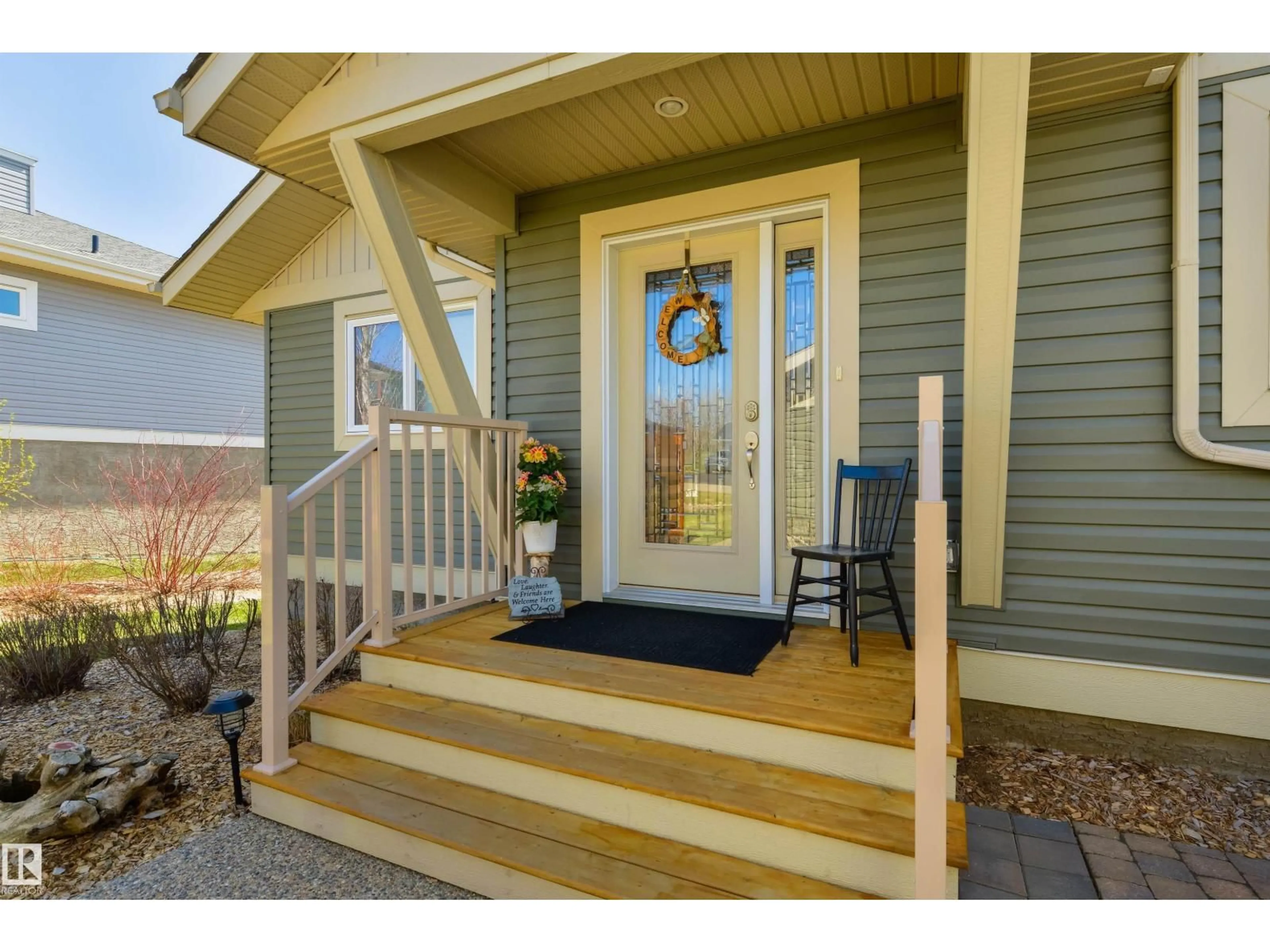 Indoor entryway for STE. 55101 - 548 ANNE TR, Rural Lac Ste. Anne County Alberta T0E1A1