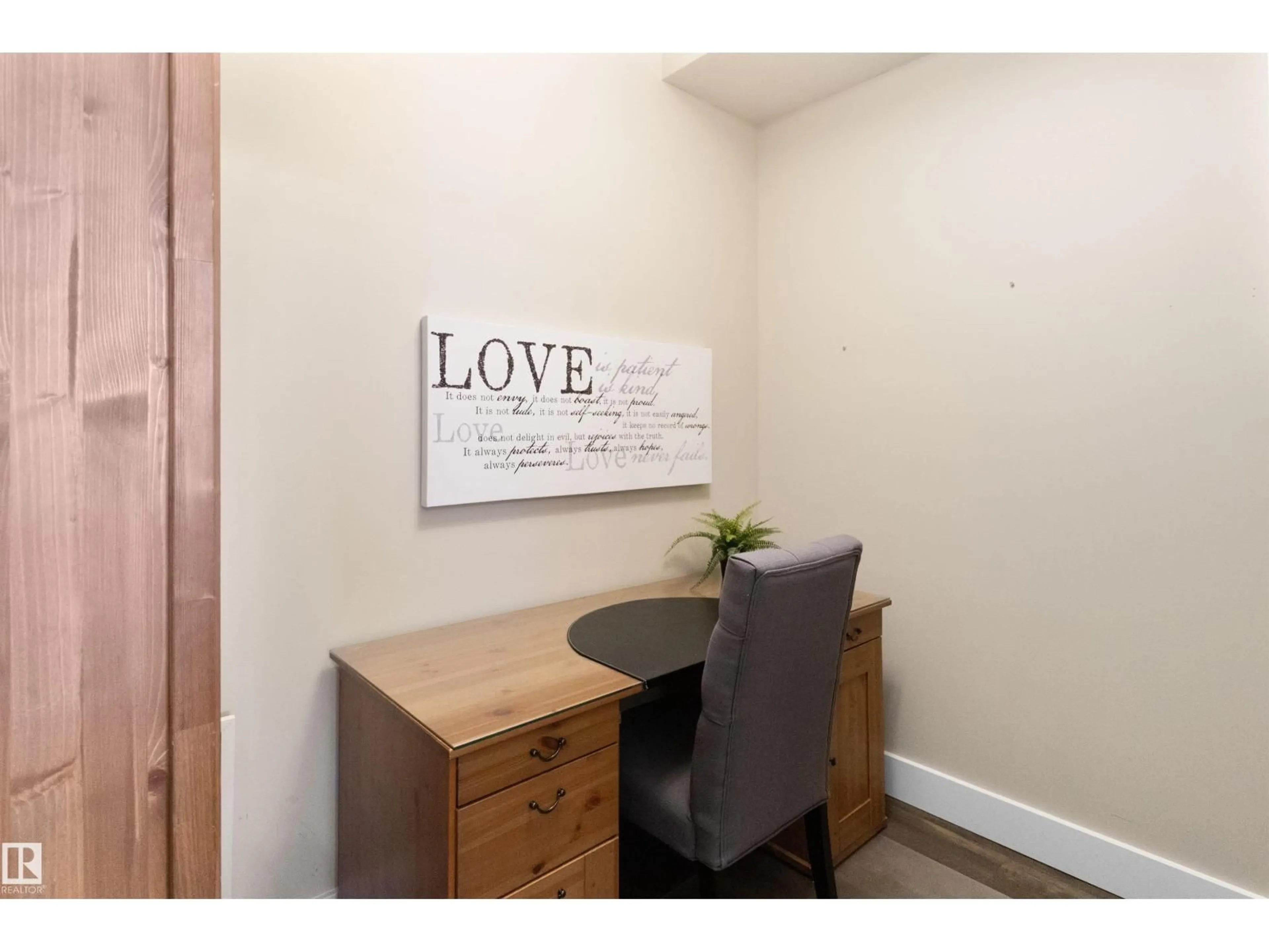 A pic of a room for 114 AVEBURY, Sherwood Park Alberta T8H0Z3