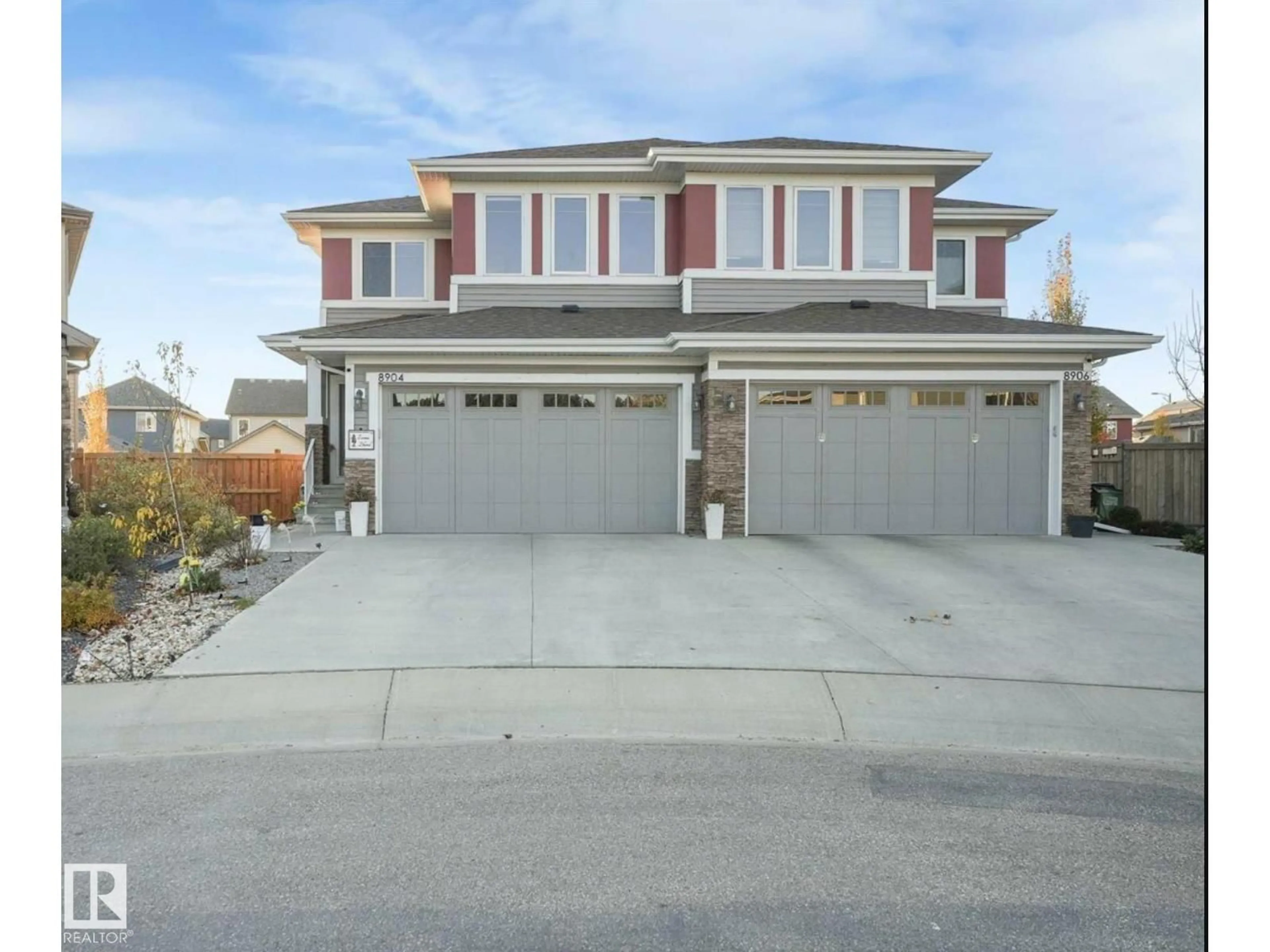 Unknown for 8904 217 ST, Edmonton Alberta T5T7C4