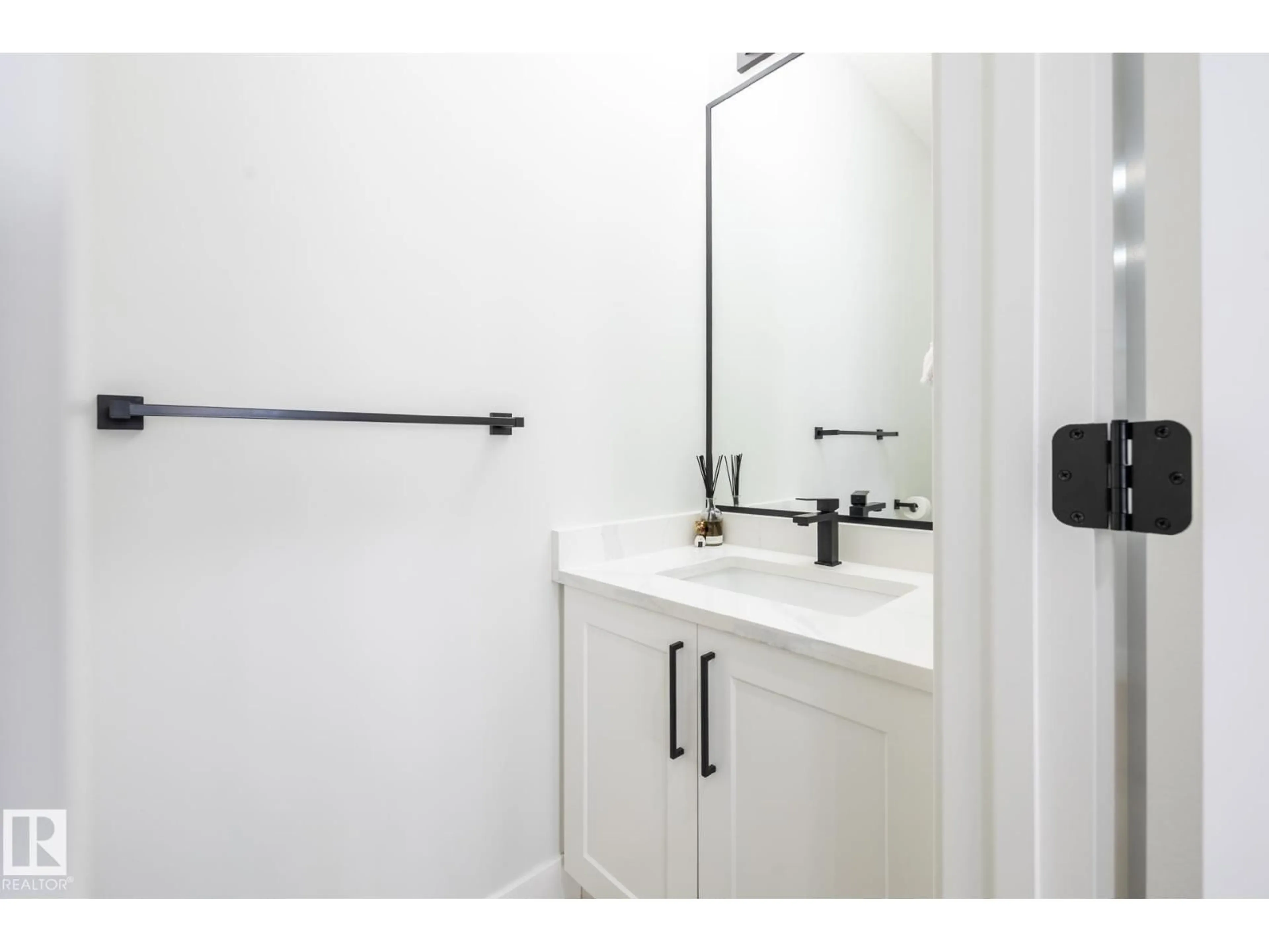 Standard bathroom, unknown for 19708 28 AV, Edmonton Alberta T6M1M1