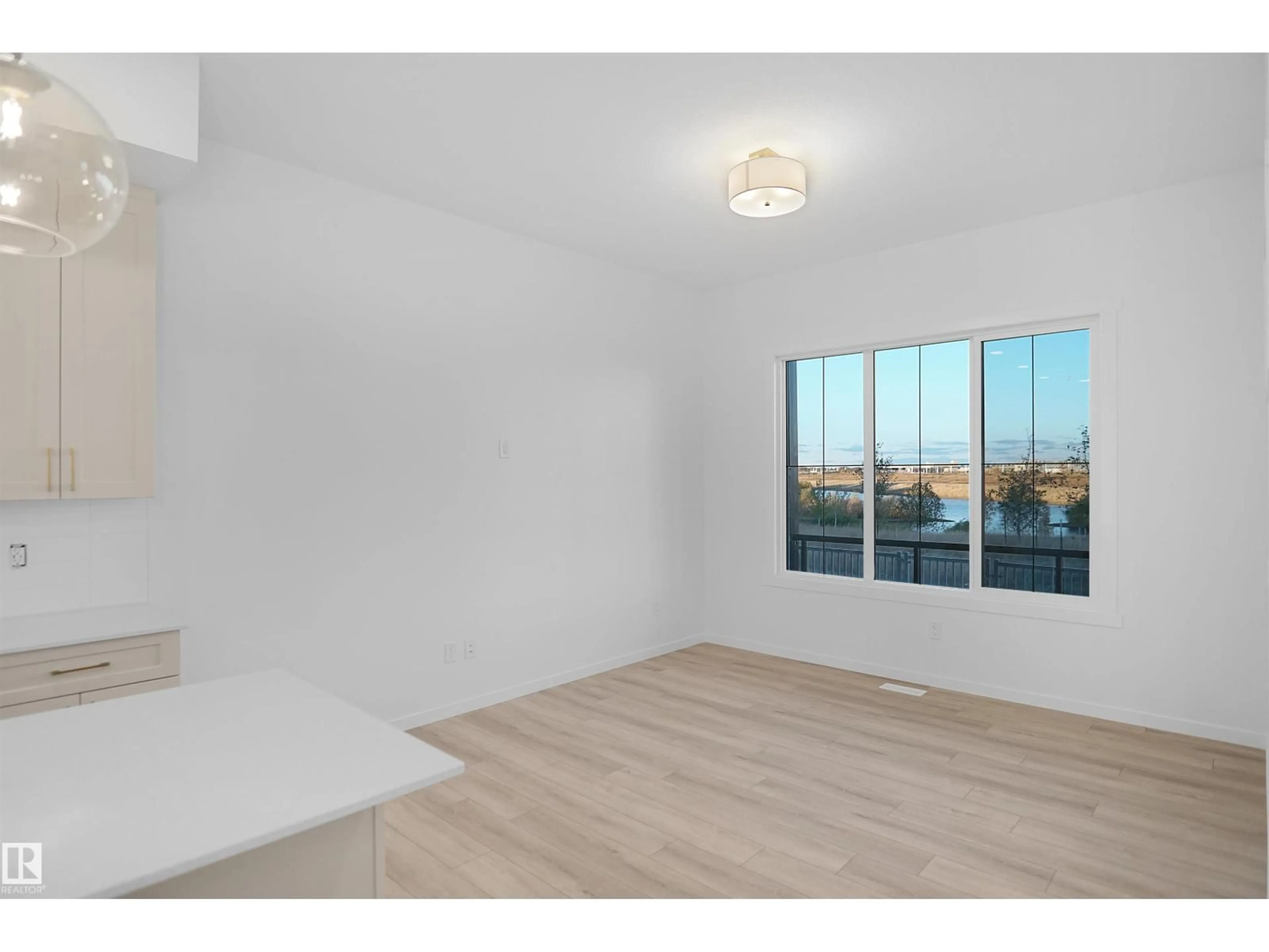 A pic of a room for 7505 OBSERVER LN, Edmonton Alberta T5G2S5