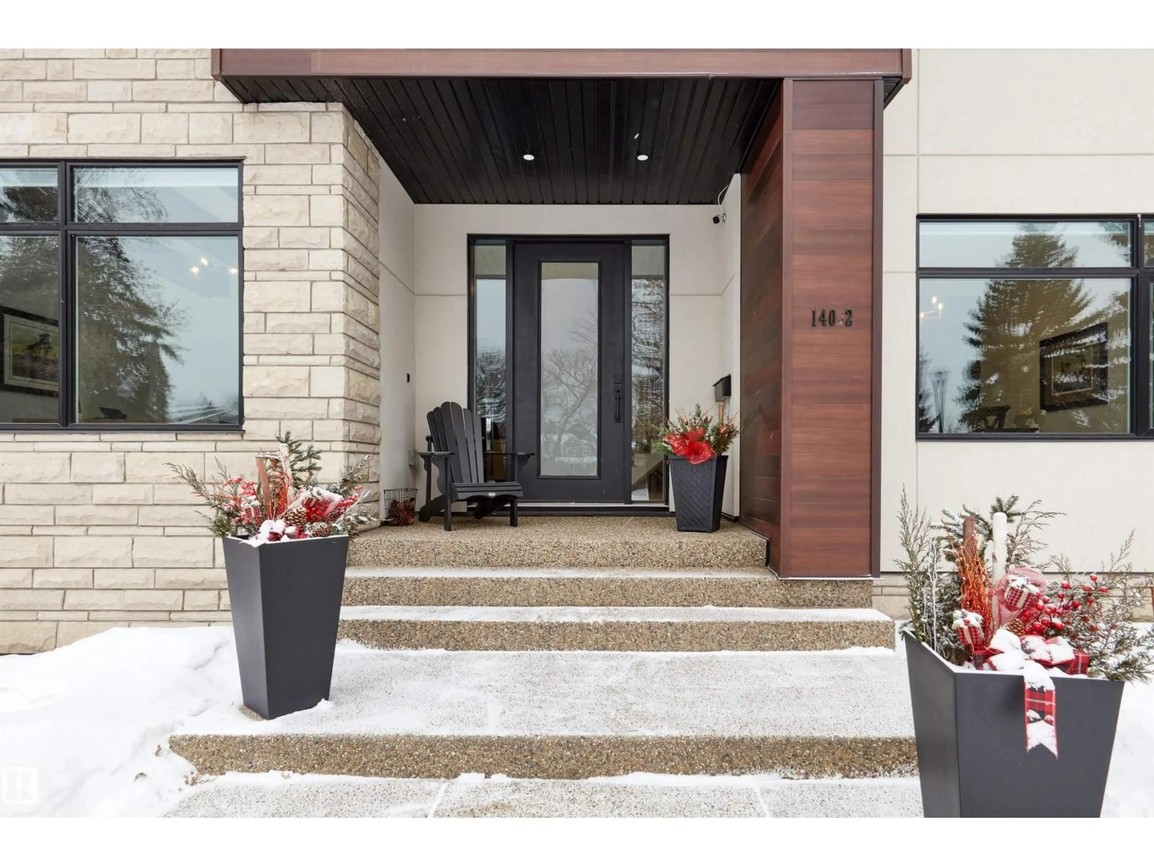 Indoor entryway for NW - 14032 106A AV, Edmonton Alberta T6N1E1