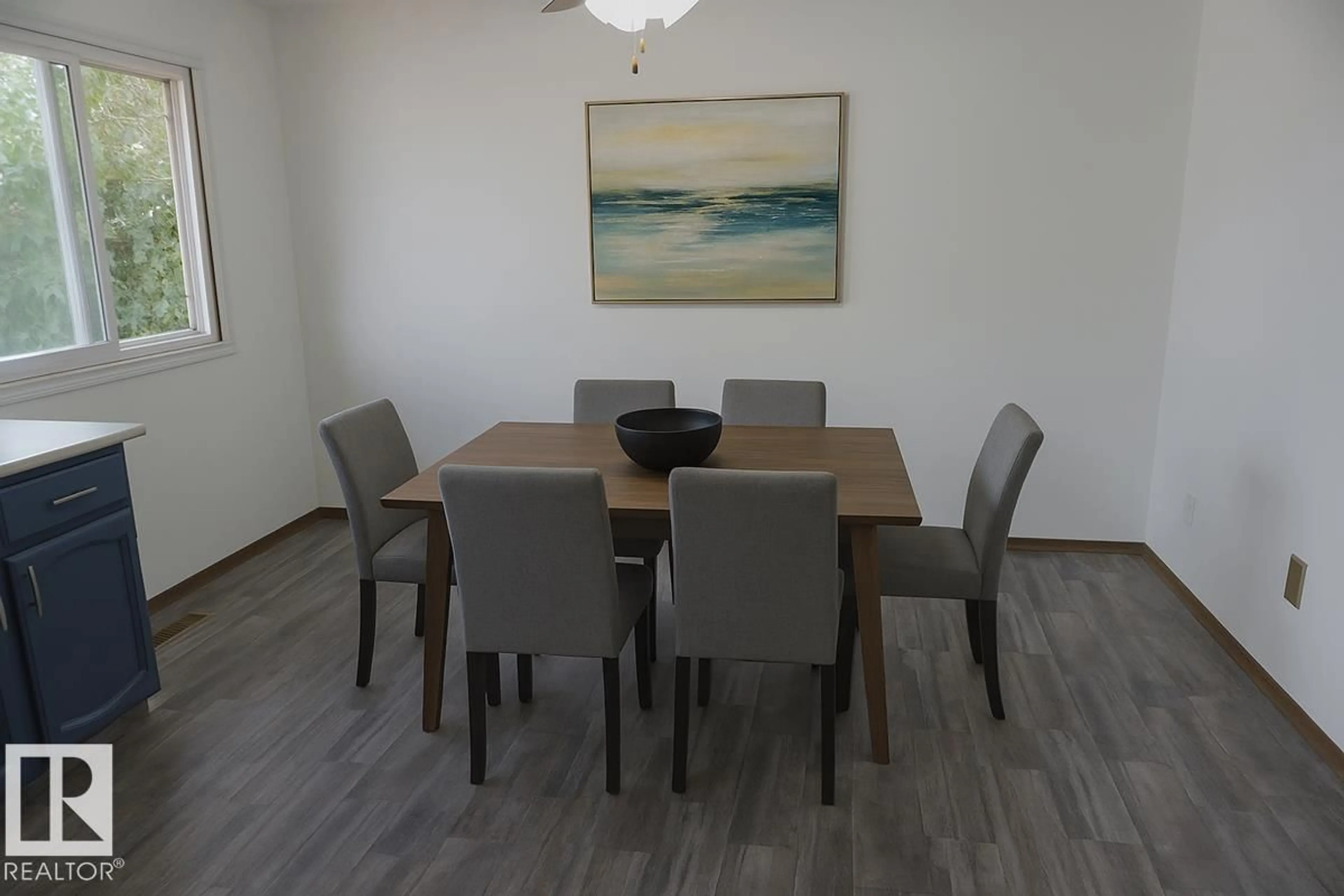 Dining room, wood/laminate floor for 13011 123 ST, Edmonton Alberta T5J0J8