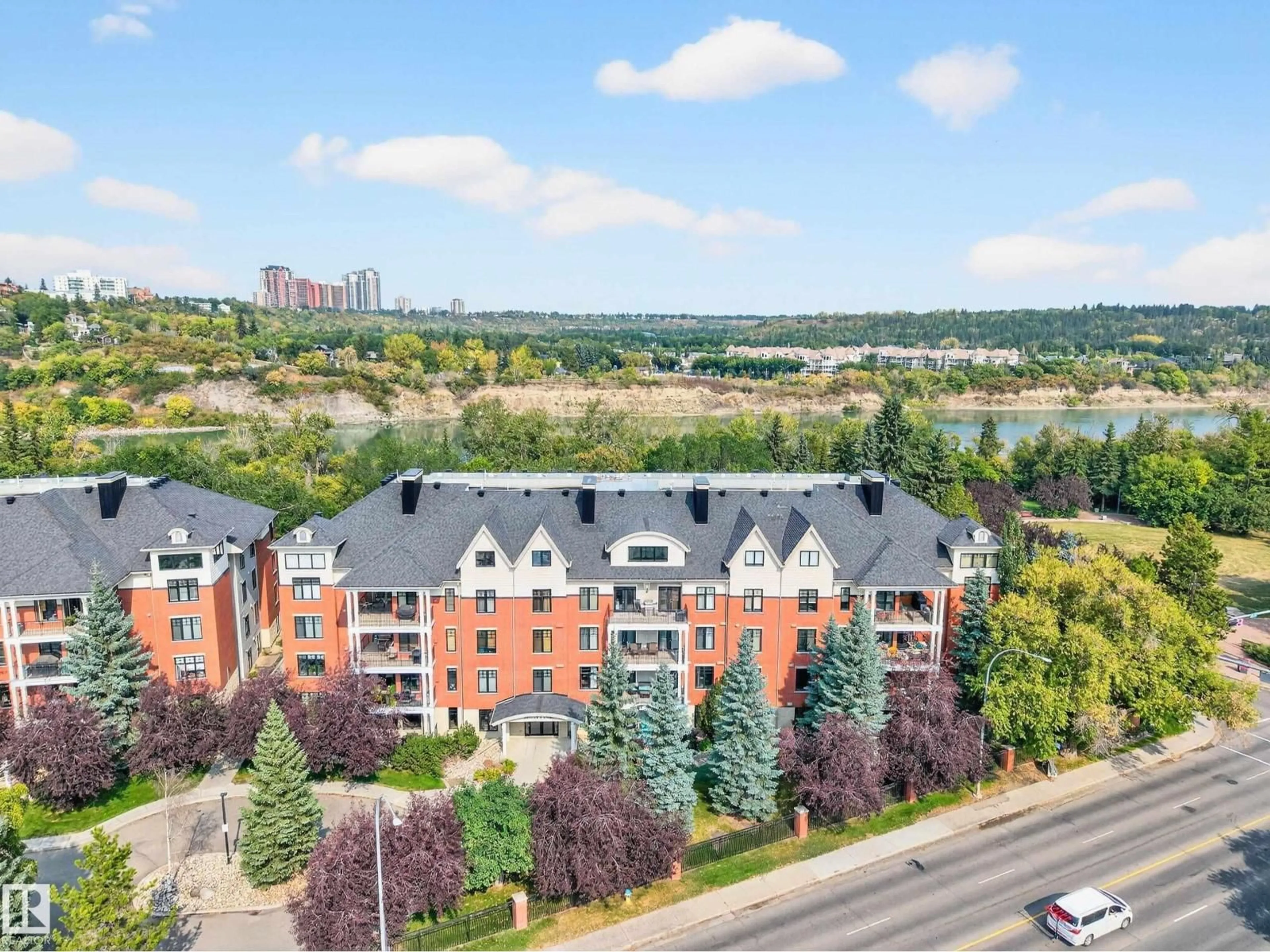 A pic from outside/outdoor area/front of a property/back of a property/a pic from drone, city buildings view from balcony for 103 - 9811 96A ST NW, Edmonton Alberta T6A4A4