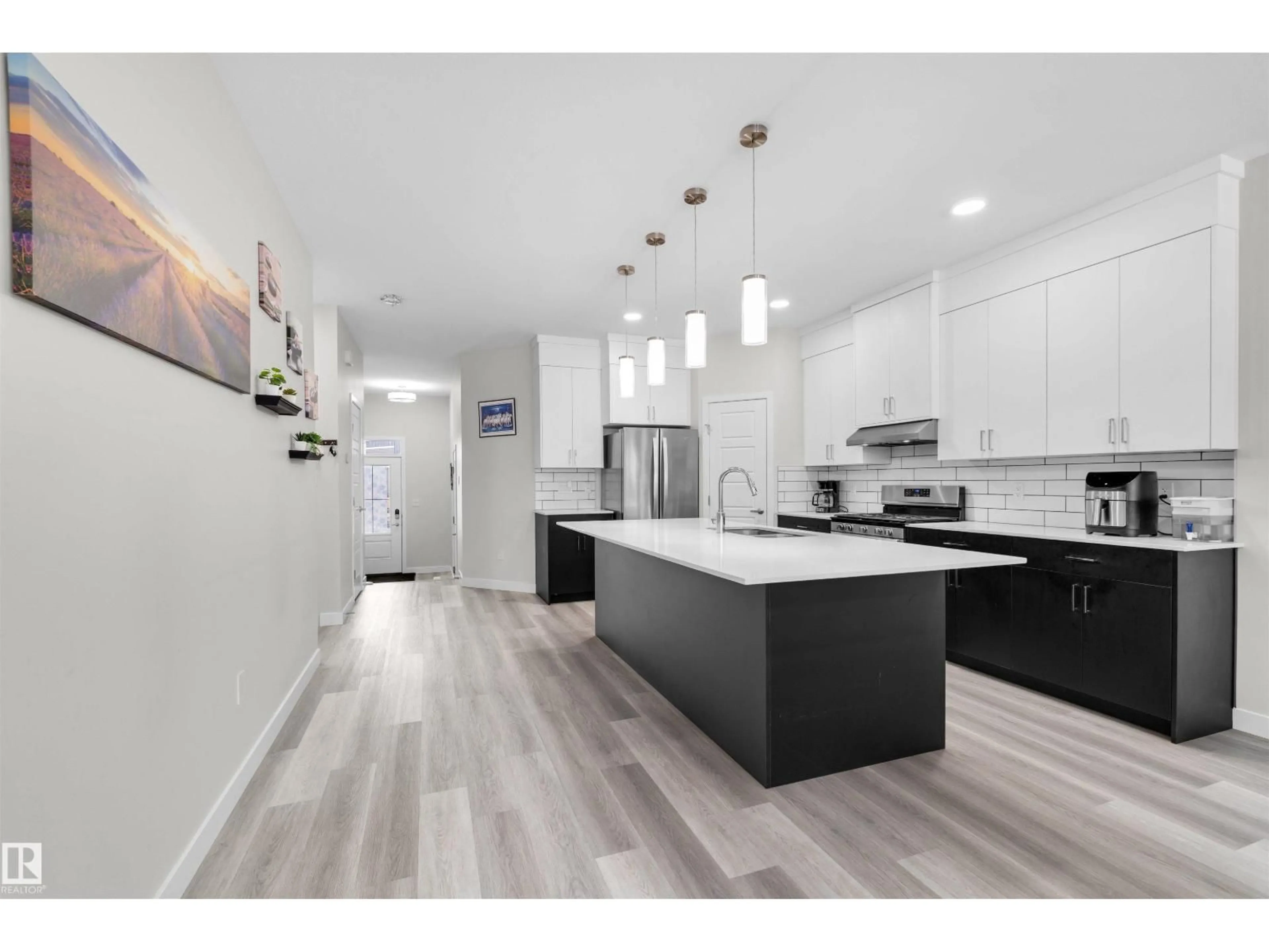 Open concept kitchen, unknown for 1727 PLUM CR, Edmonton Alberta T6X2Z8
